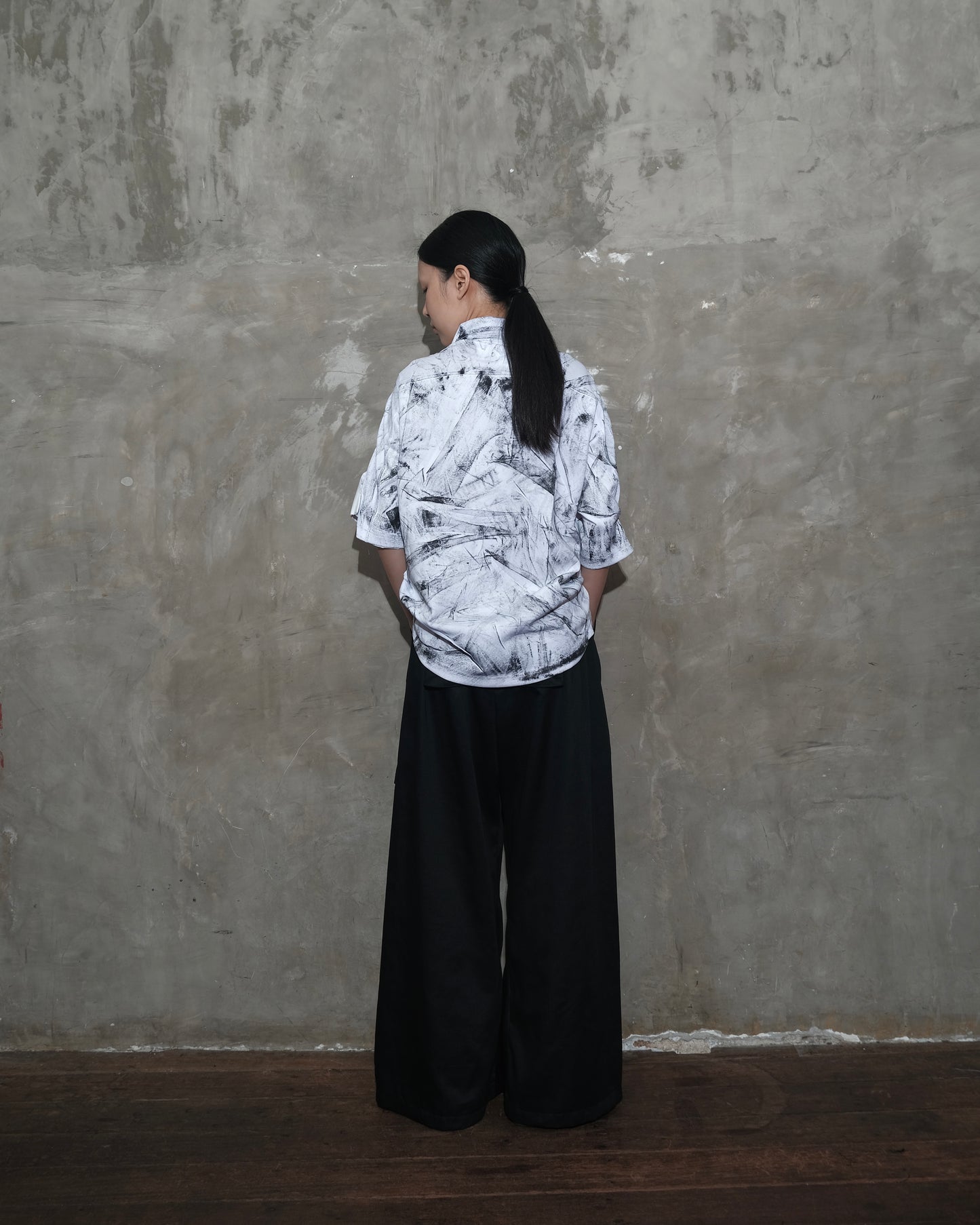 Warp Cargo Pants in Black