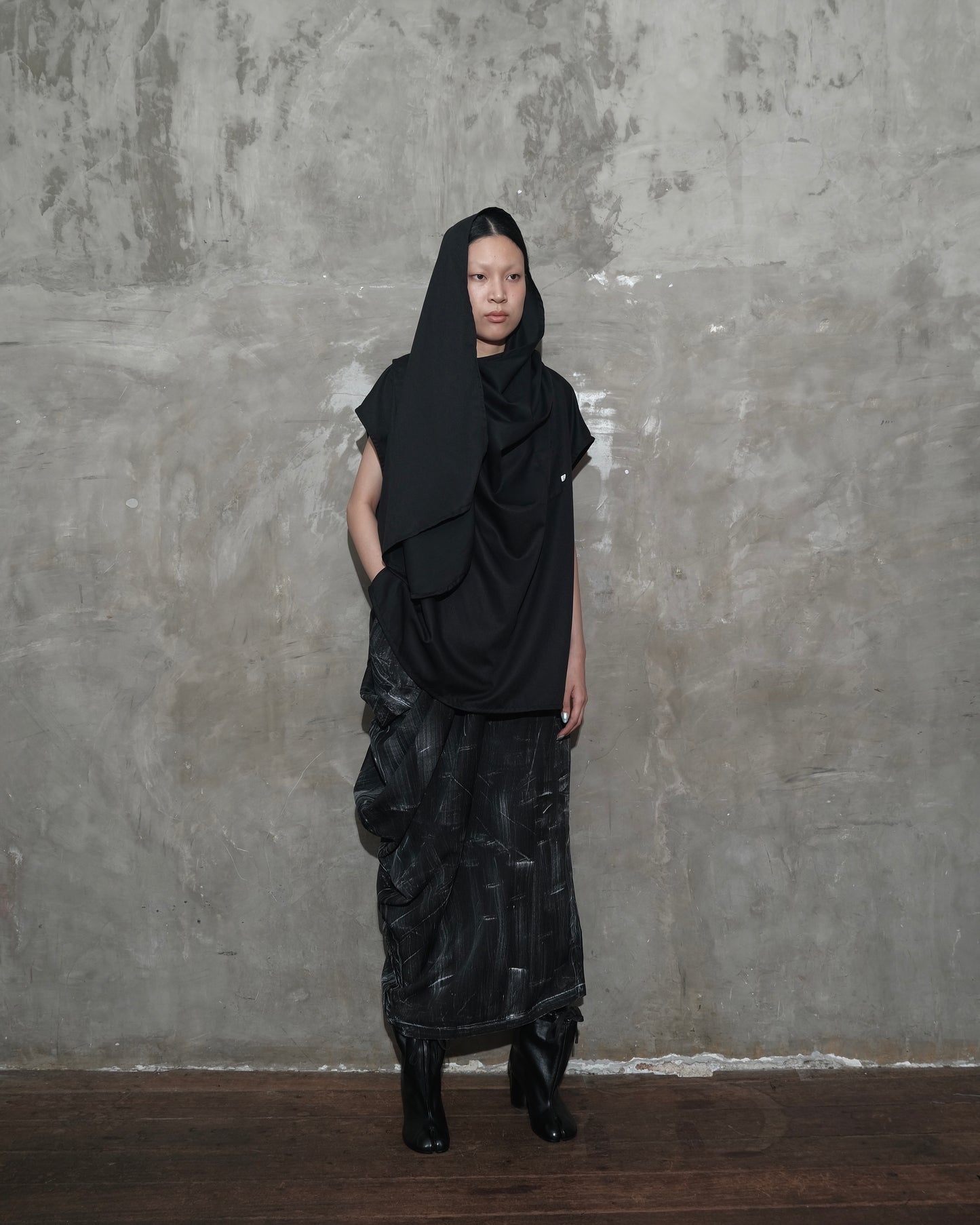 Dune Draped Top in Black