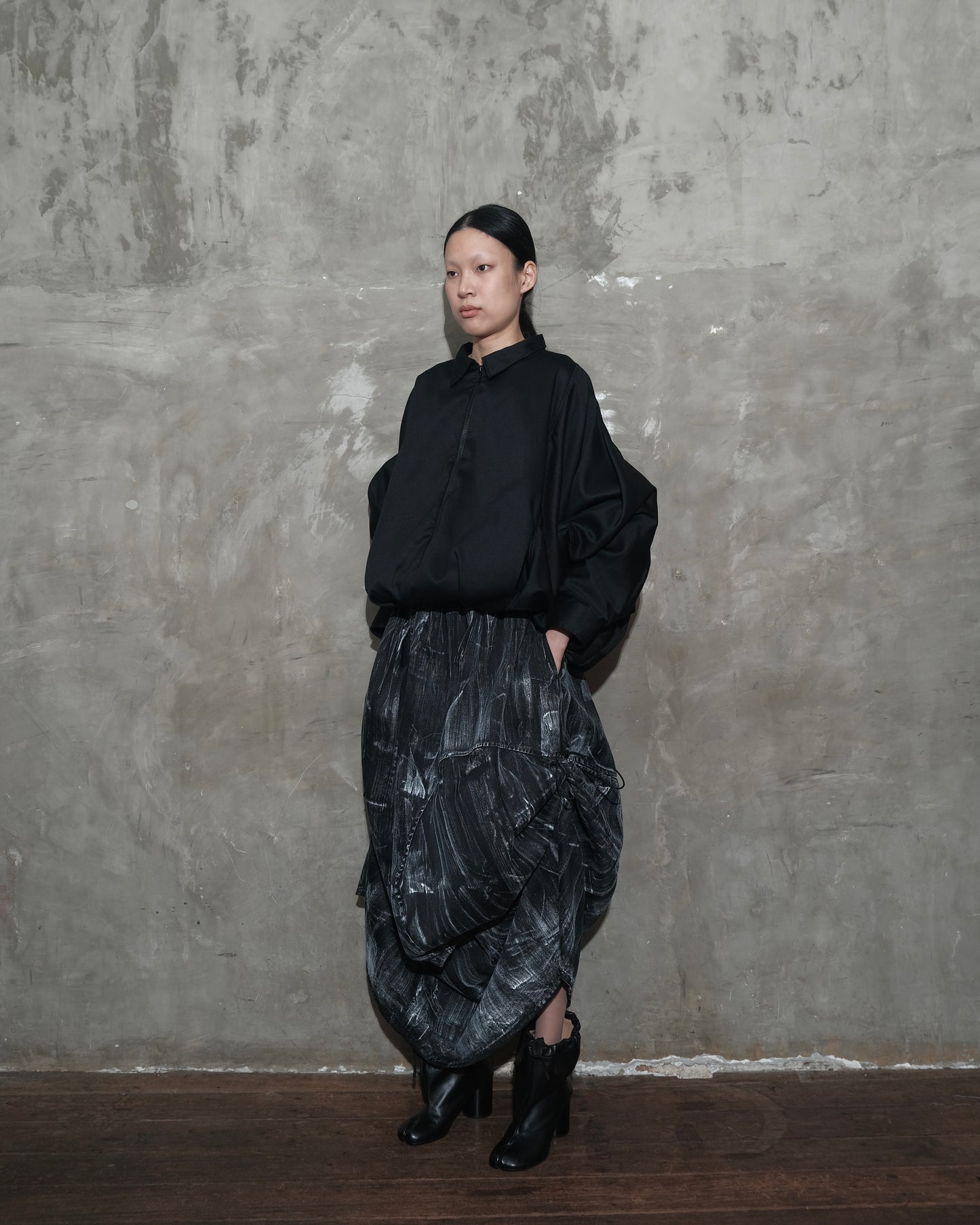 Orbit Skirt in Black Chaos