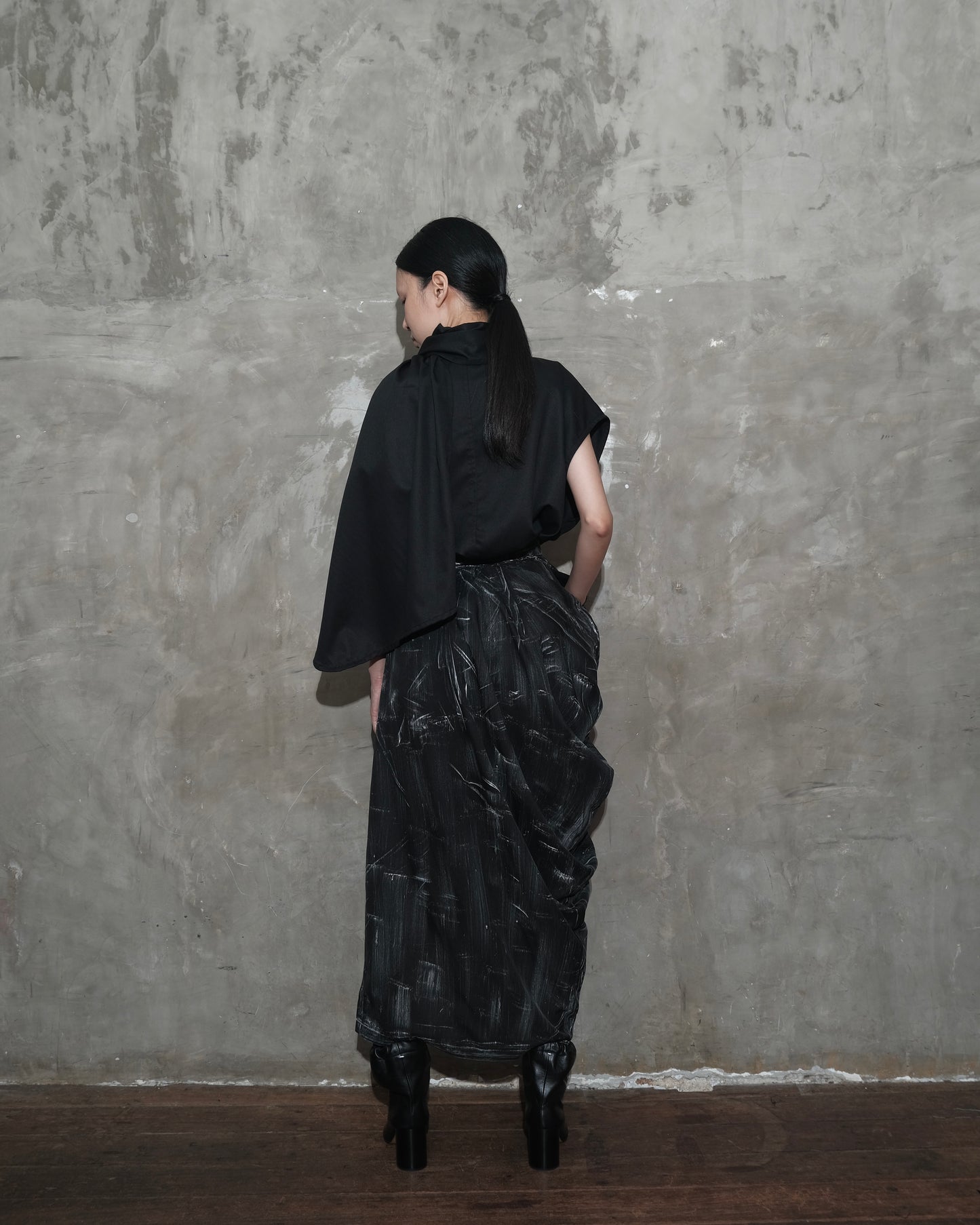 Dune Draped Top in Black