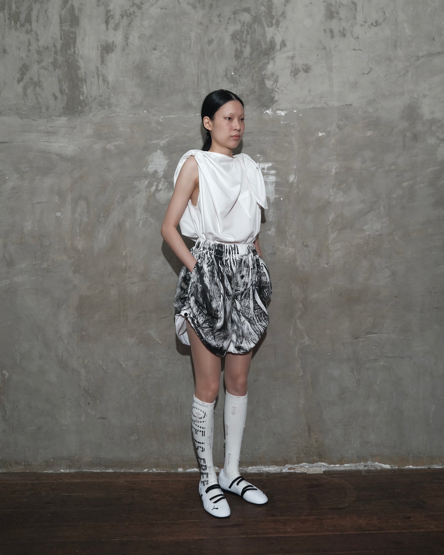 MS Boxer in White Chaos