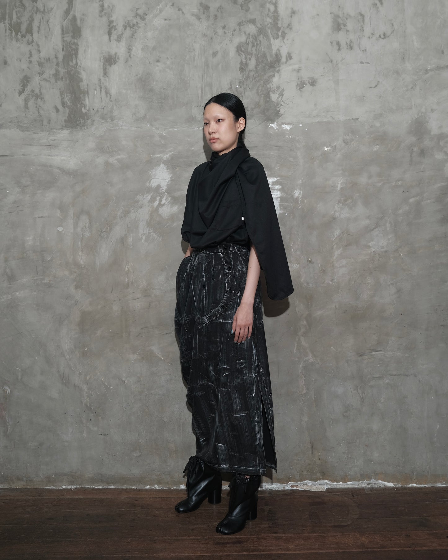 Dune Draped Top in Black