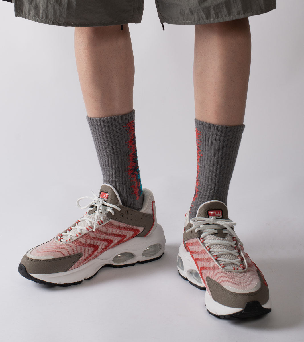 LANDING Midcalf socks - Gradient Red