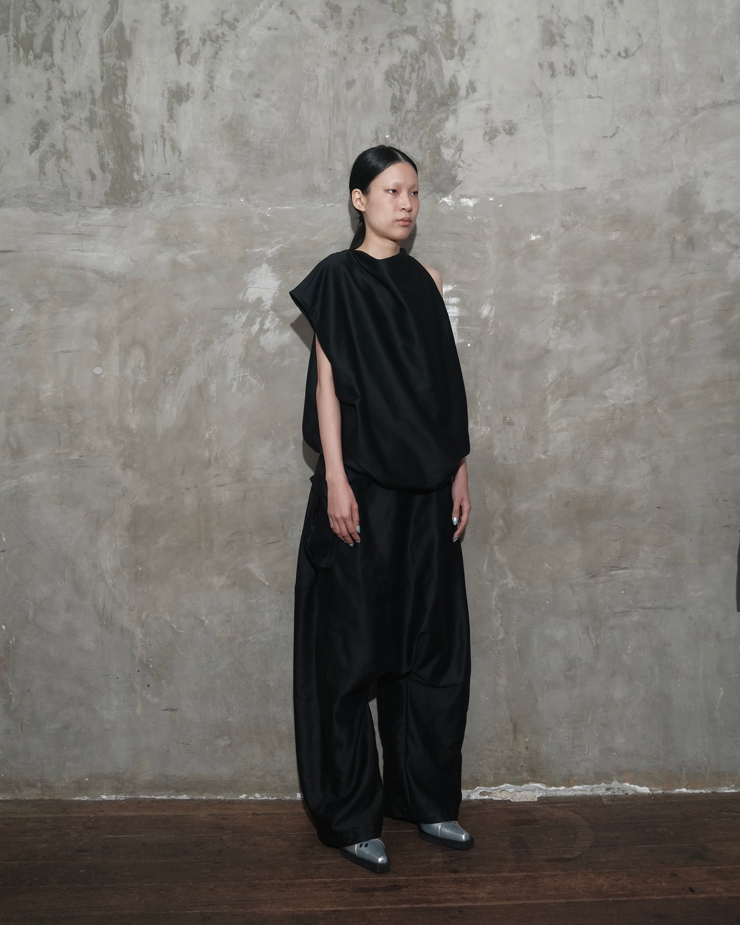 Duality Jumper in Black