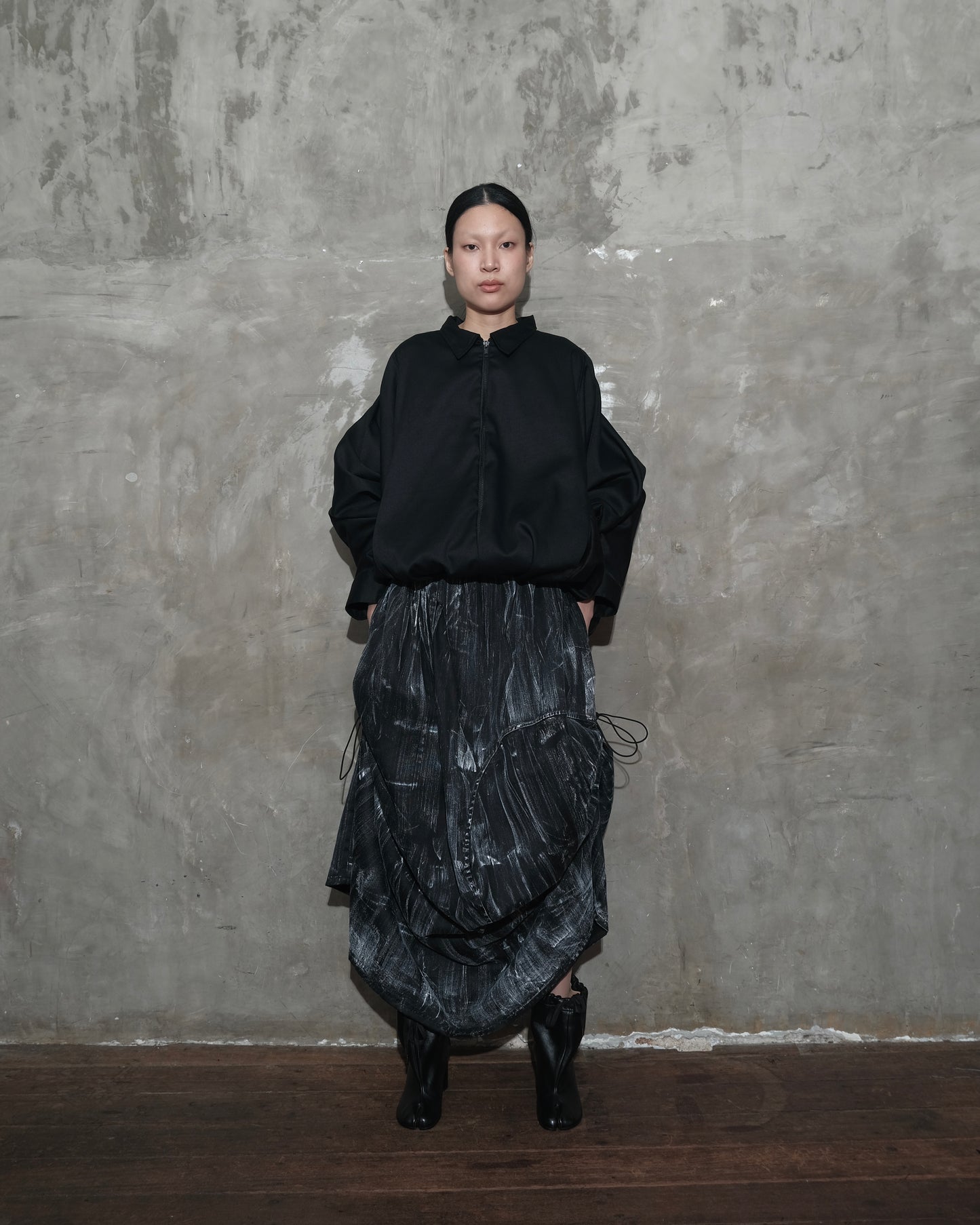 Orbit Skirt in Black Chaos
