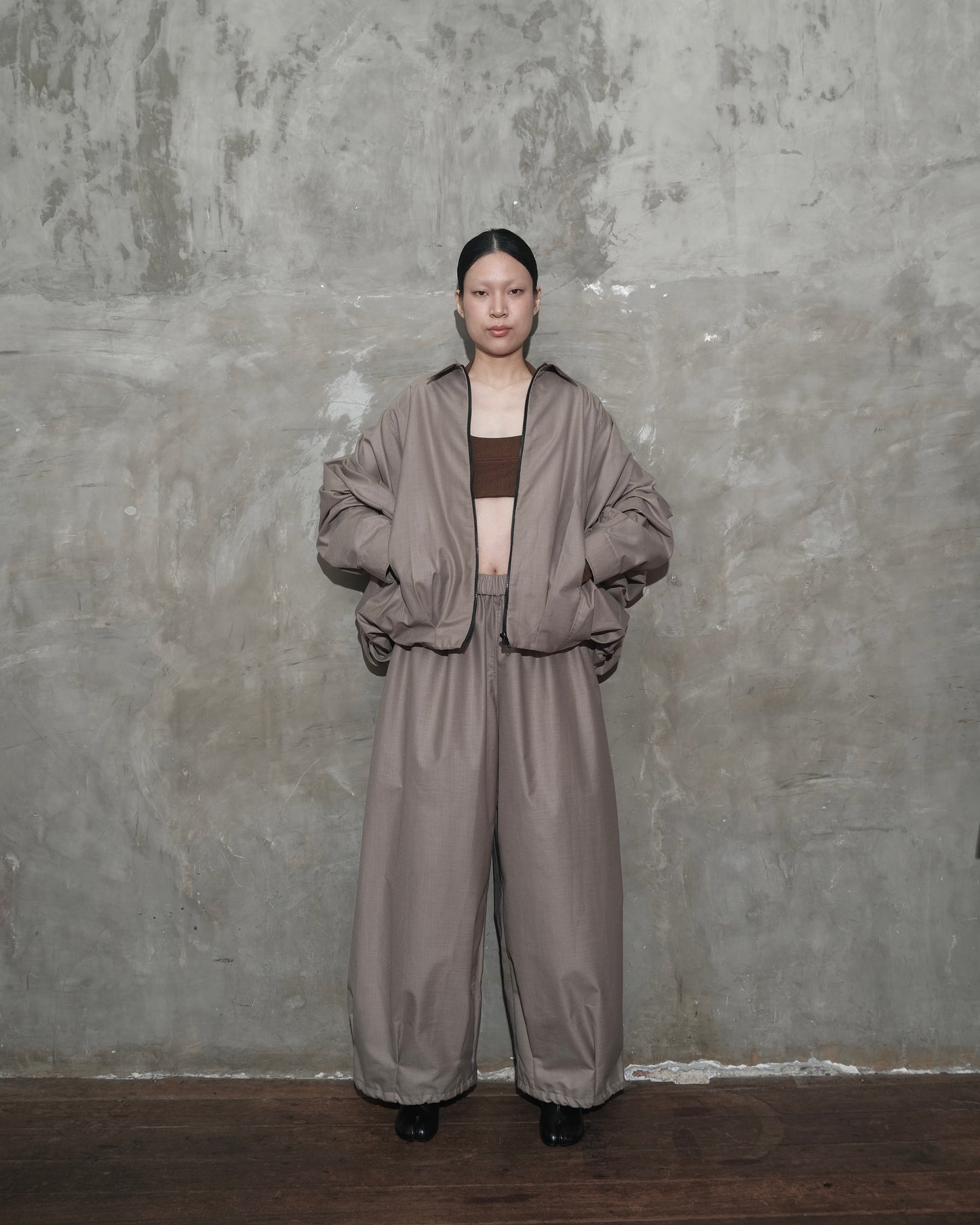 Hands Up Jacket in Brown