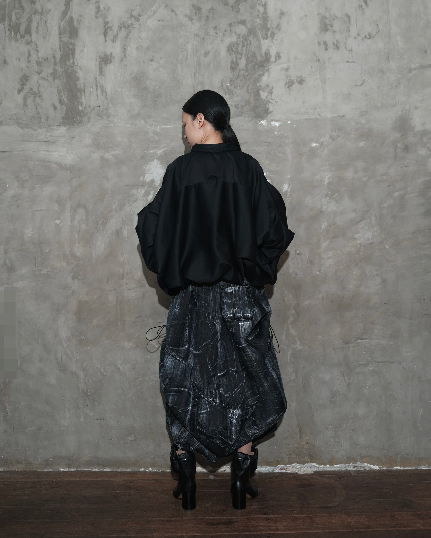 Hands Up Jacket in Black
