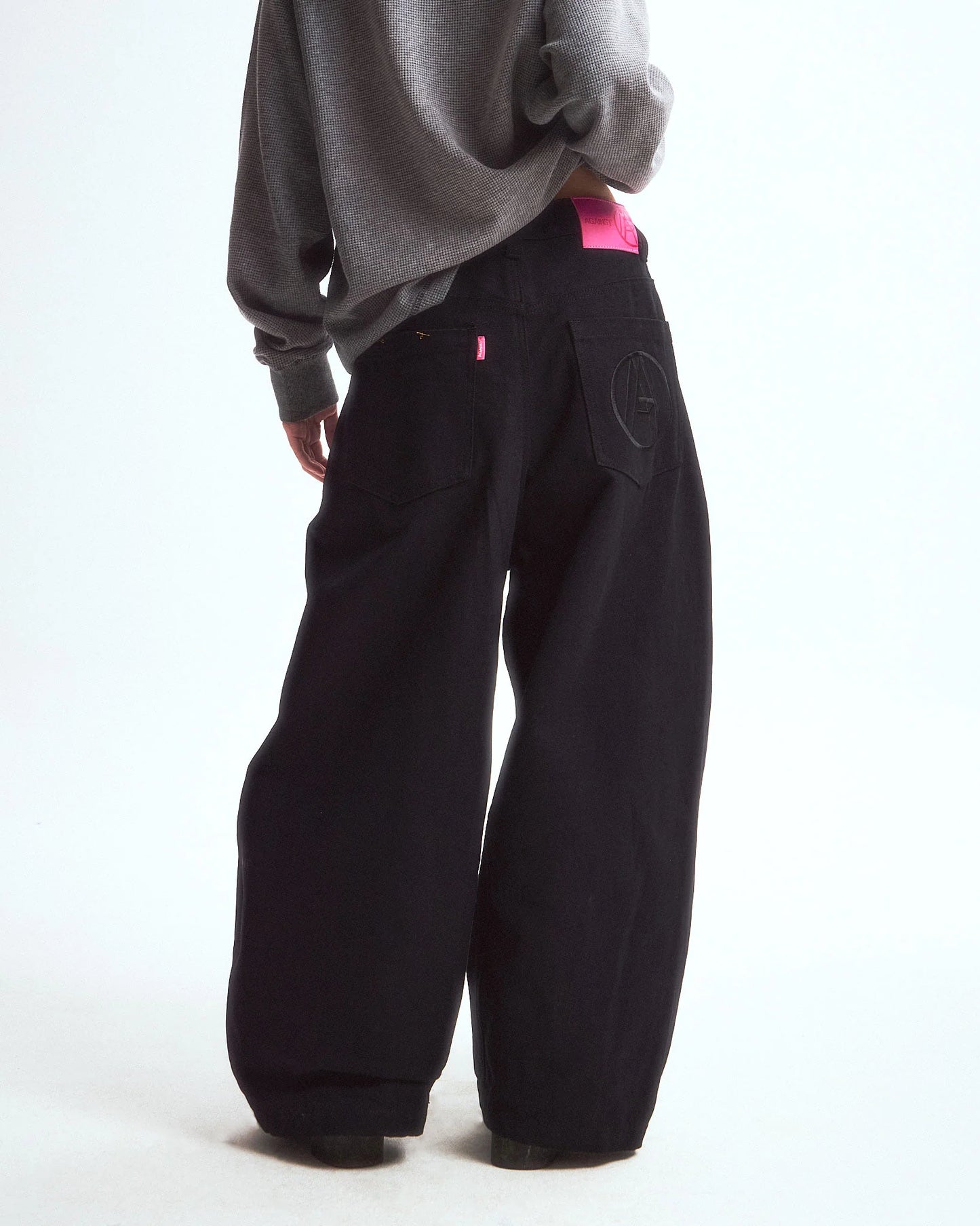 STUDDED YANKII PANTS BLACK