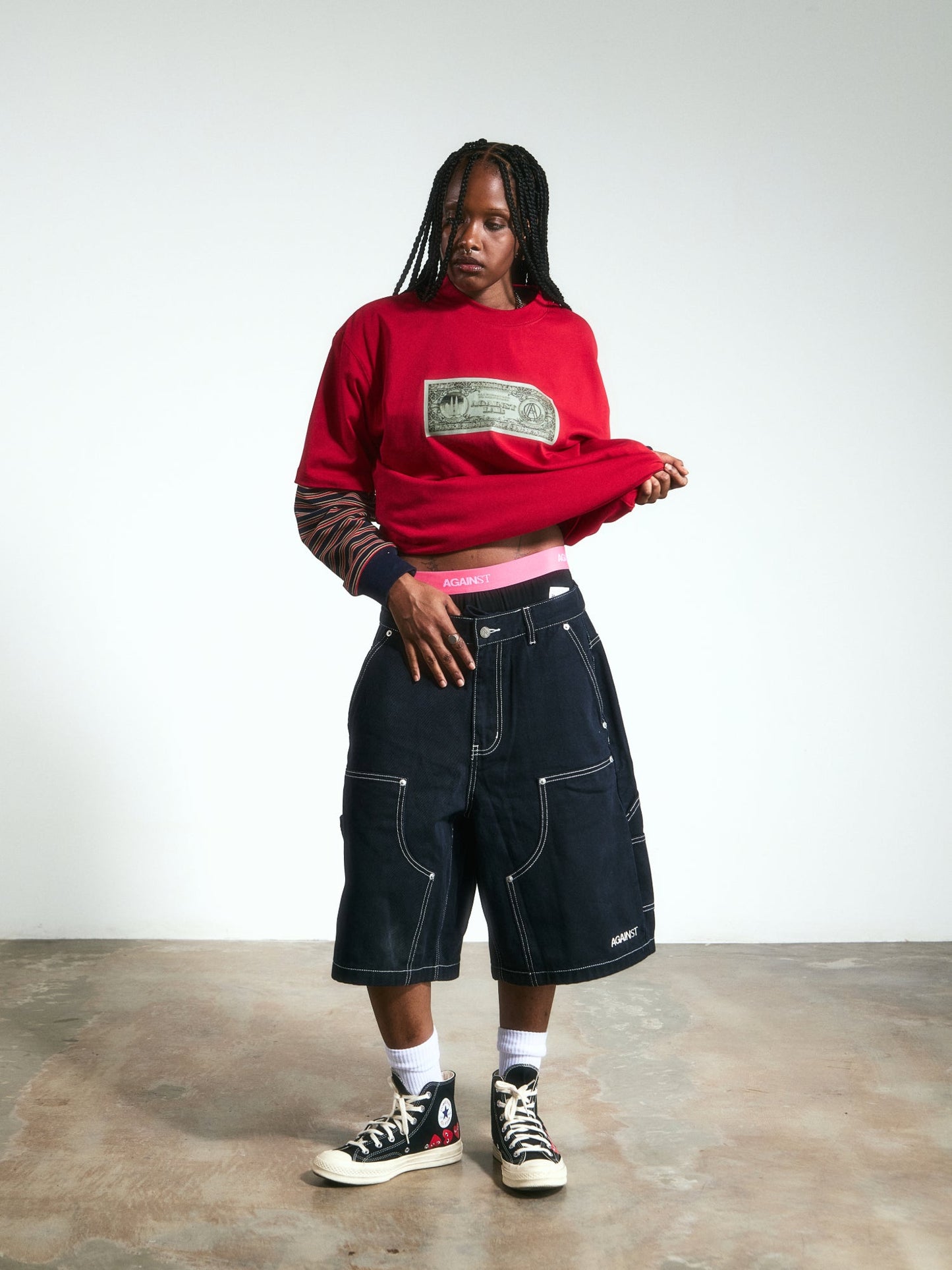 D. KNEE MONEY SHORTS BLACK