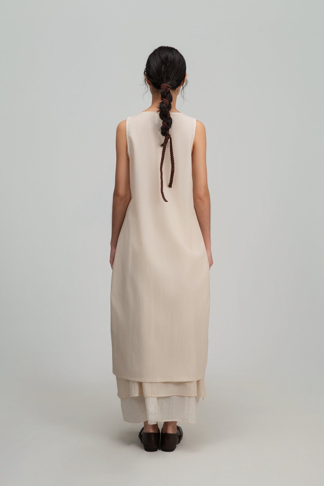 Crisscross Longline Bottom Slit Tank Top (Beige)