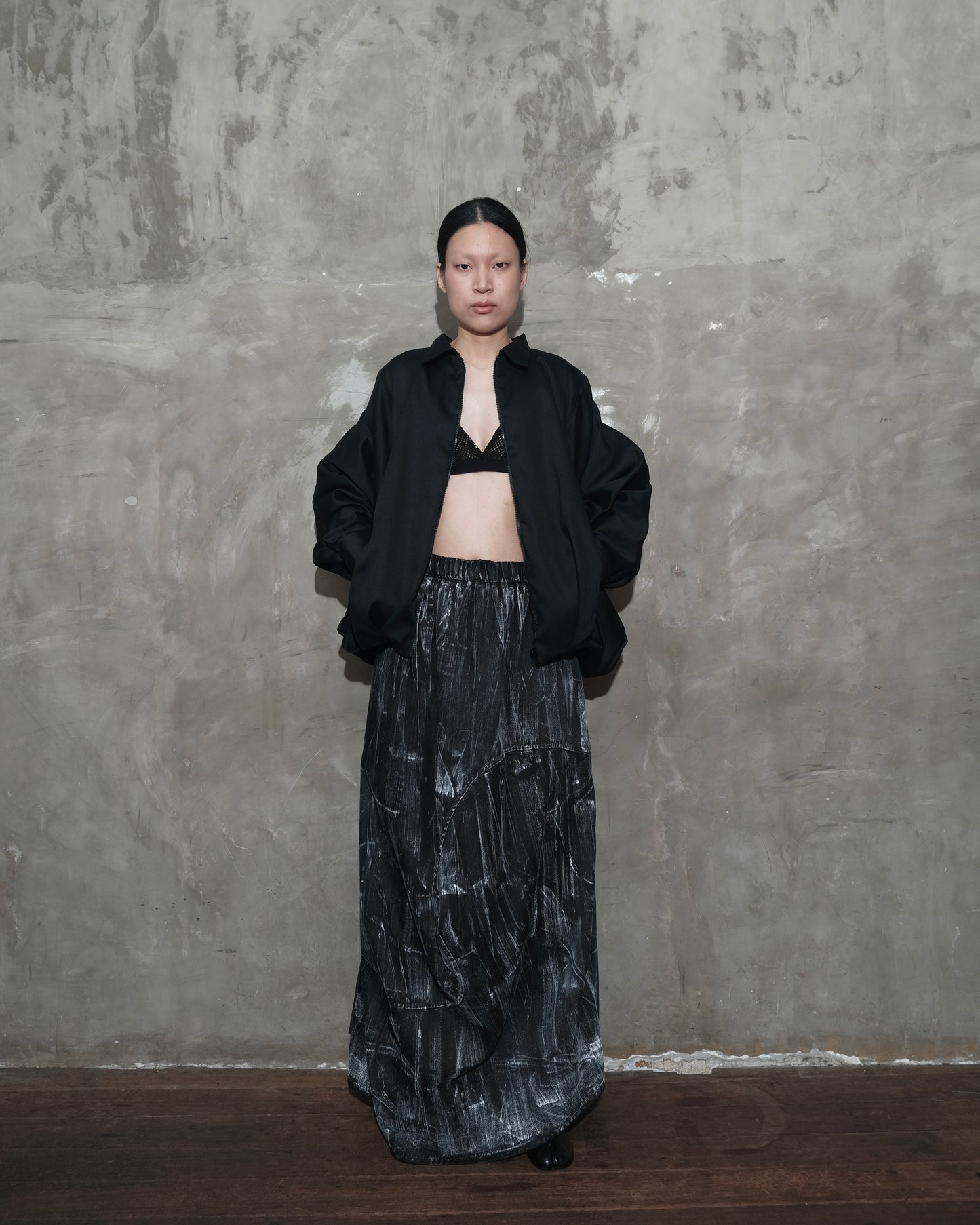 Hands Up Jacket in Black