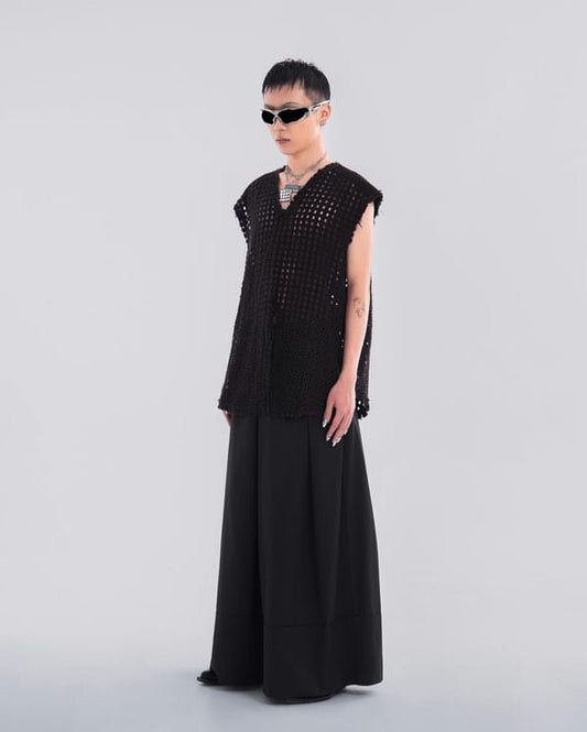 NOIZ N5TP3 SLEEVELESS HOLLOW OUT TOP - BLACK