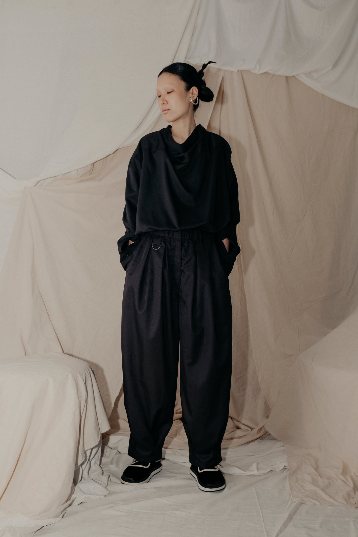 Magnolia Giant Collar Shirt in Black