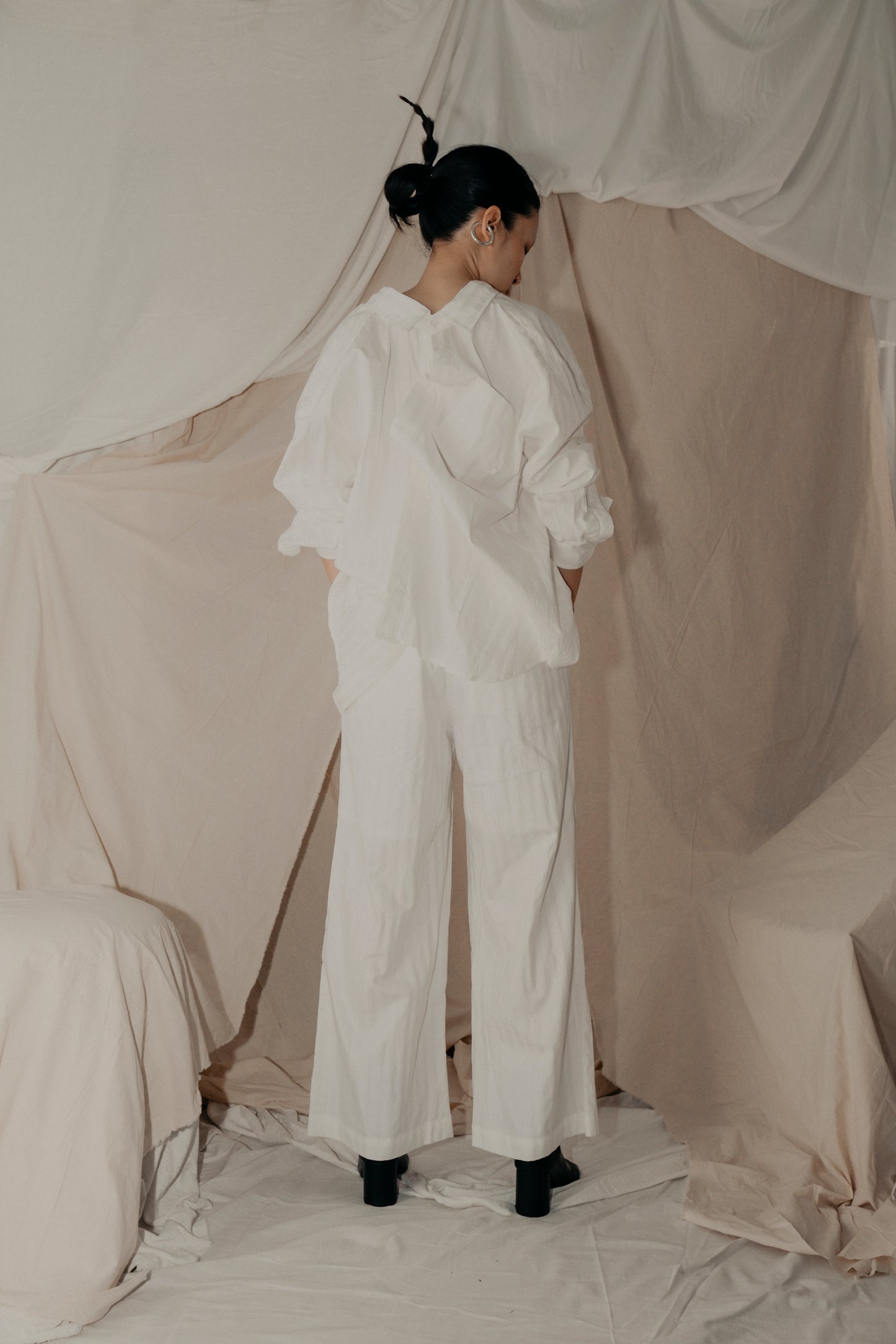 Magnolia Giant Collar Shirt in White Line