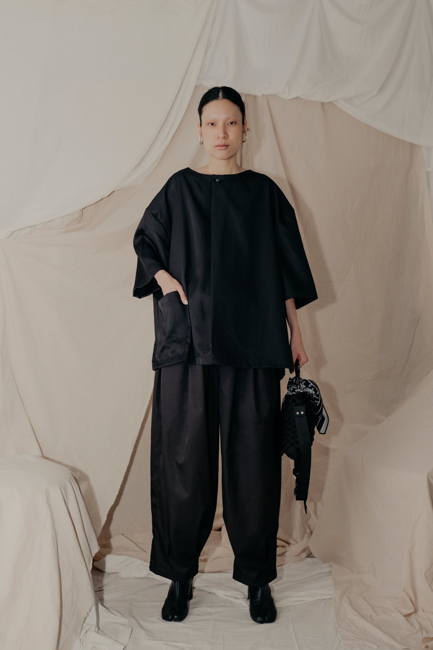 Holiday Season Shirt in Black