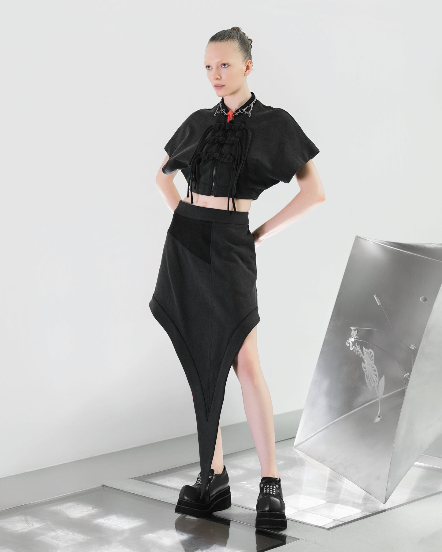 NOIZ N8SK2 Asymmetrical Deconstructed Pointed-Tail Skirt