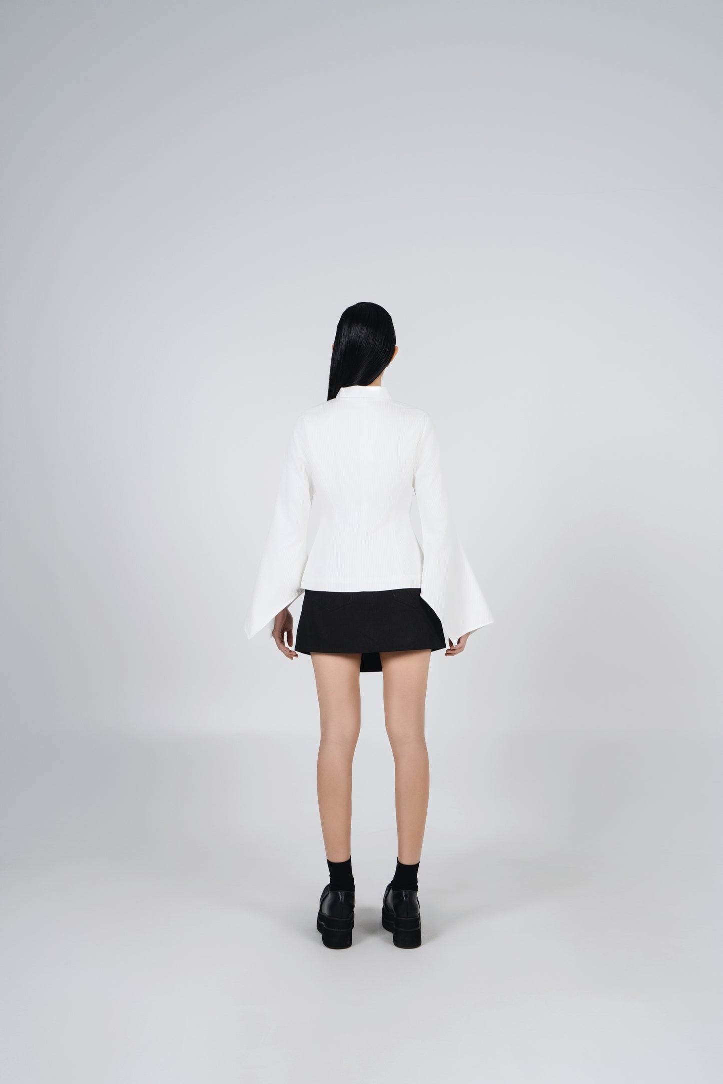 MANDARIN COLLAR CHINESE KNOTS KEBAYA TOP WHITE