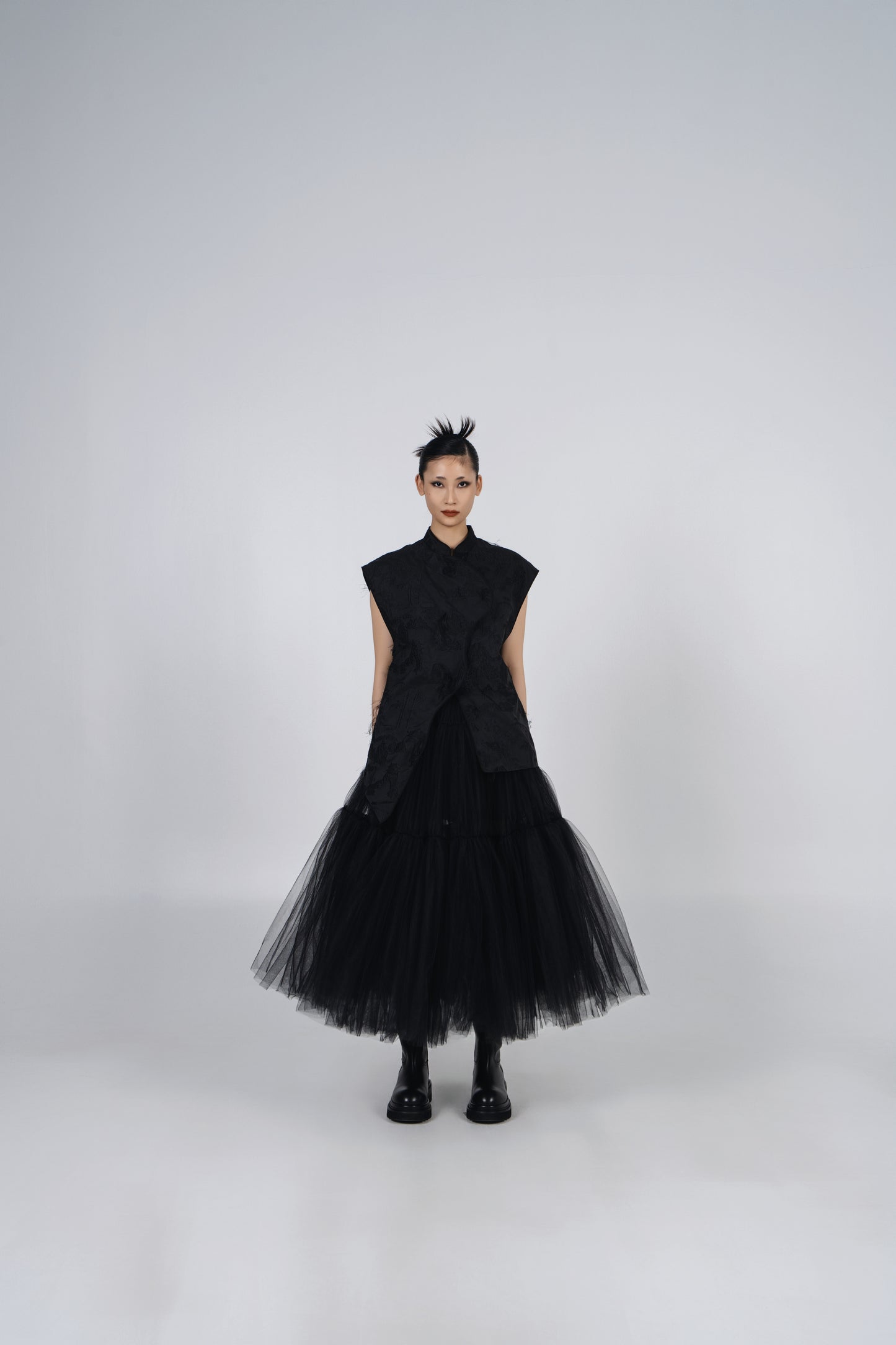 CNY NING OVERSIZED WAVY VEST