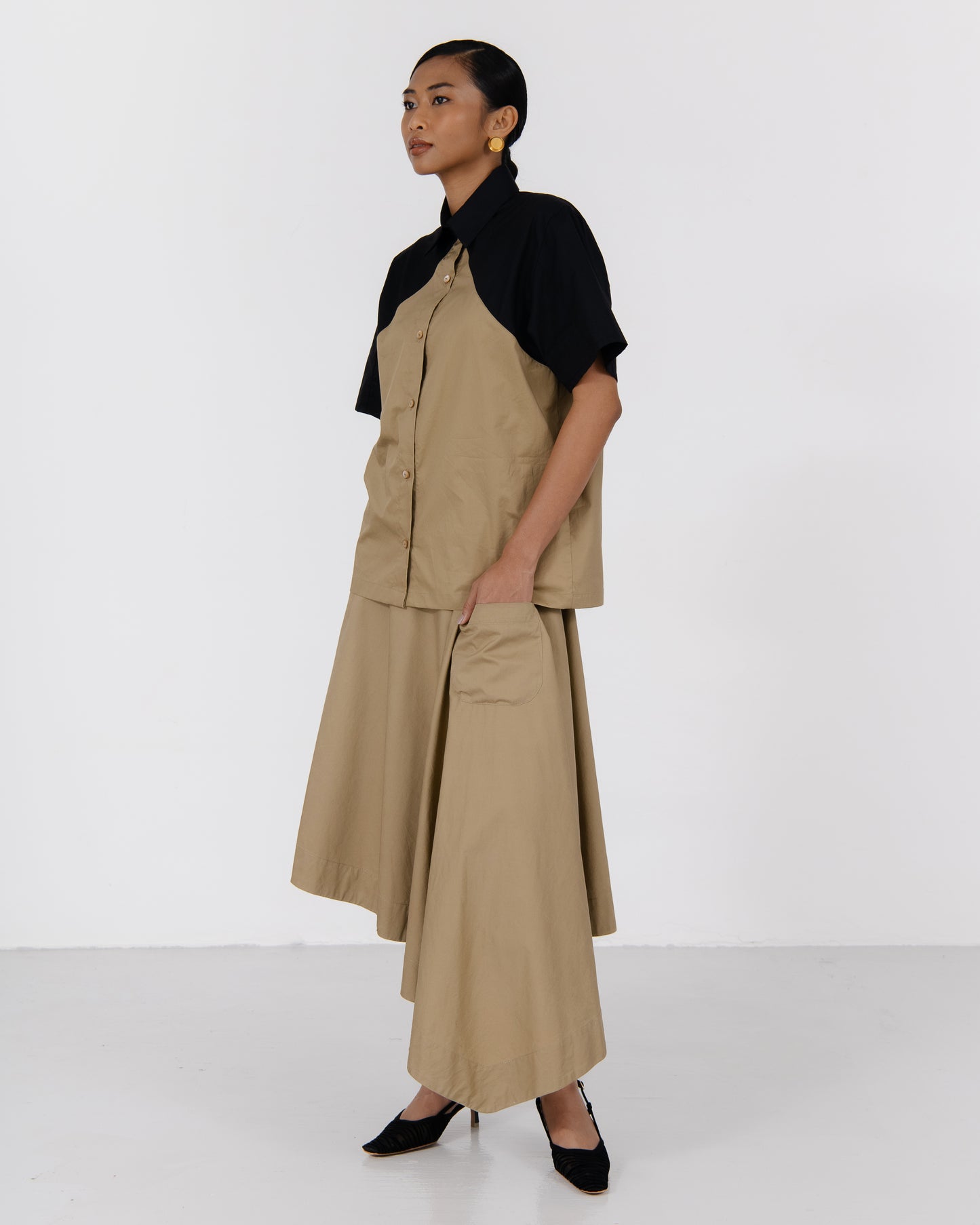 SF X NH Raglan Short Sleeve - Black/ Khaki