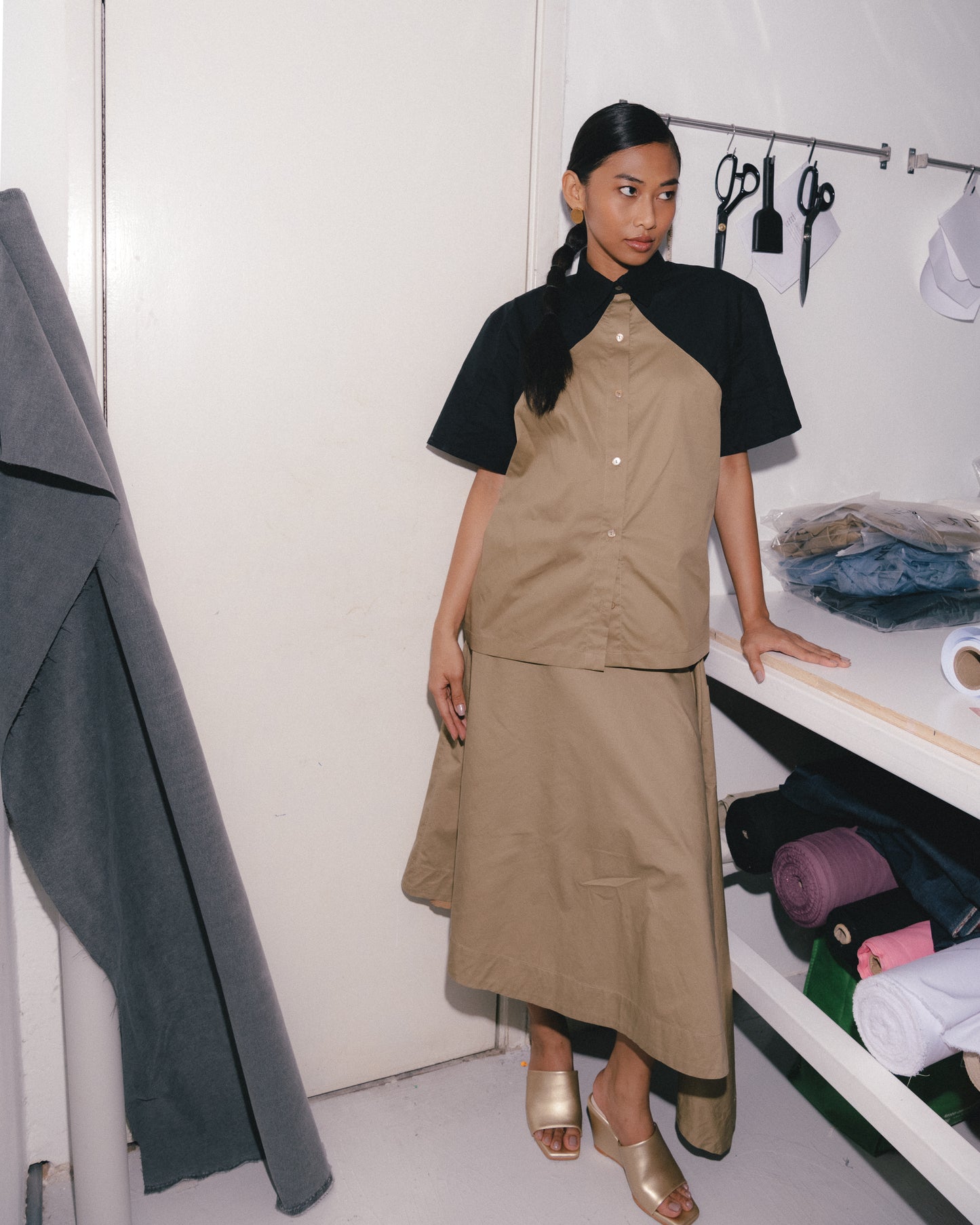 SF X NH Raglan Short Sleeve - Black/ Khaki