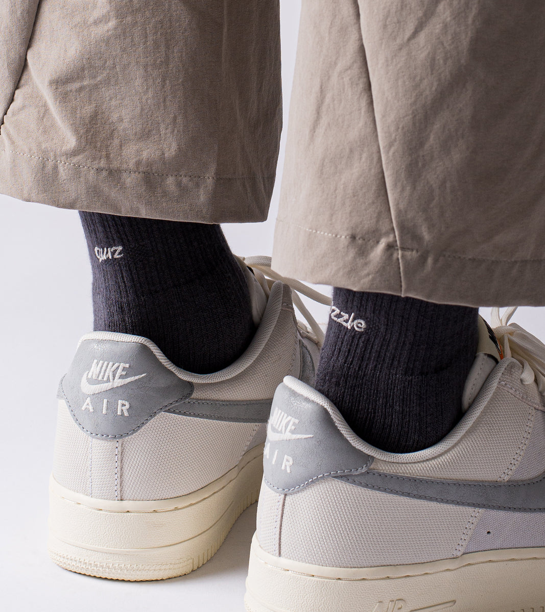 Essential Crew Casual Socks - Carbon