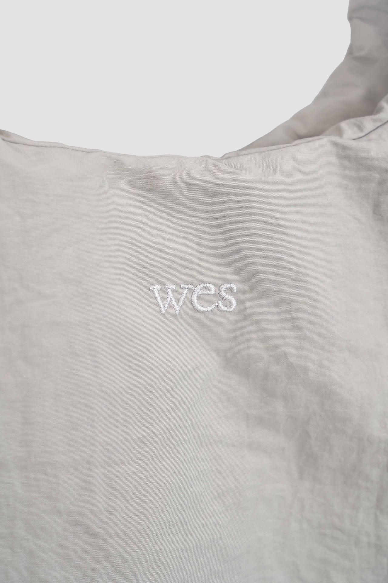 Large Egg Nylon Tote (Ice Blue) - BEV C multi label store