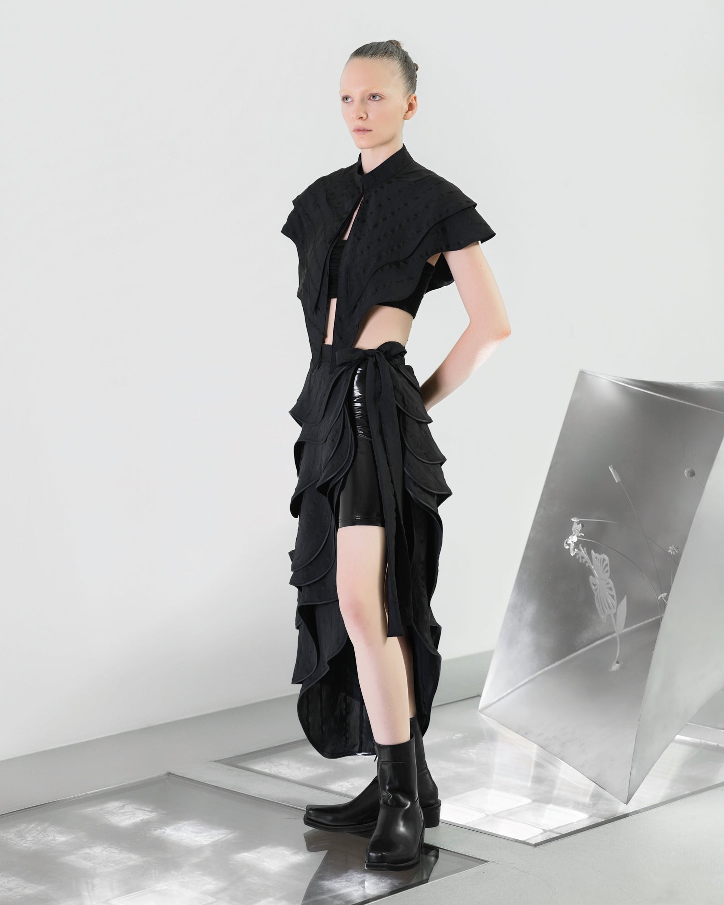 A-JANE Jass Layered Waves Collar