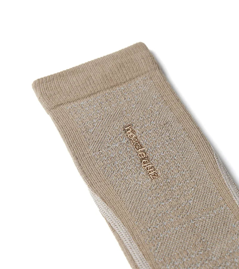 Line Brn - Flat-sew midcalf socks