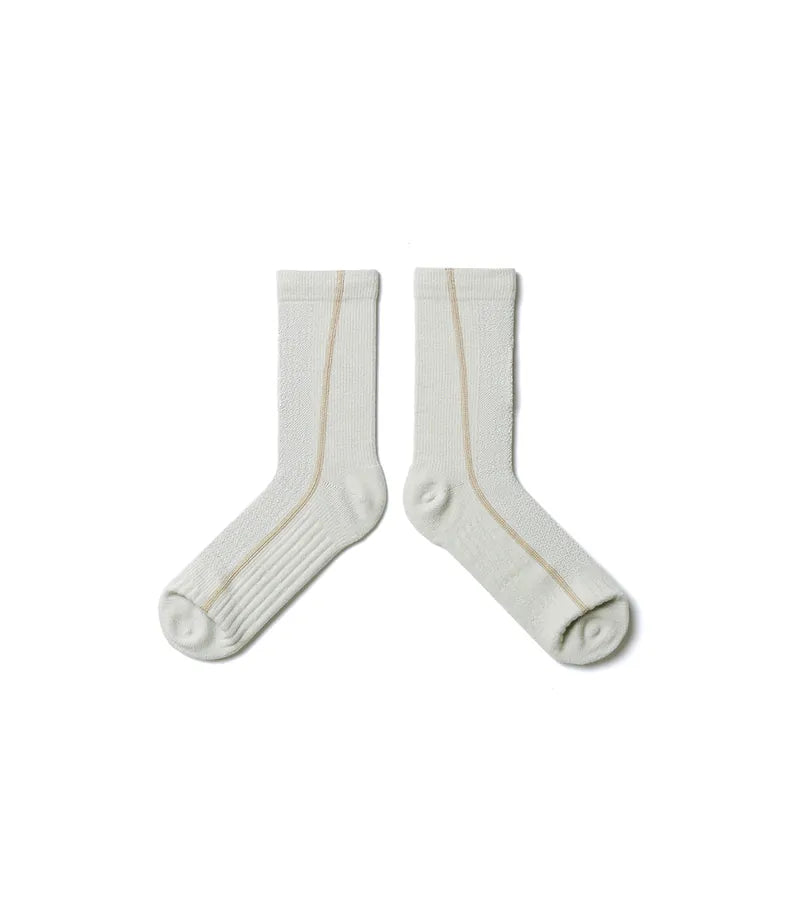 Line Apricot - Flat-sew midcalf socks