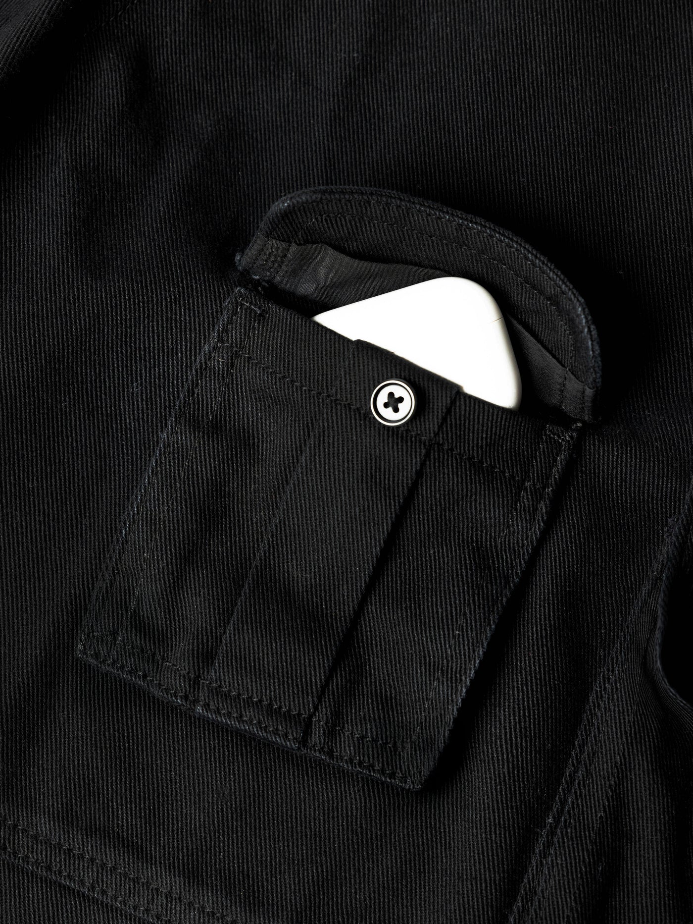 OVER KNEE CARGO SHORTS