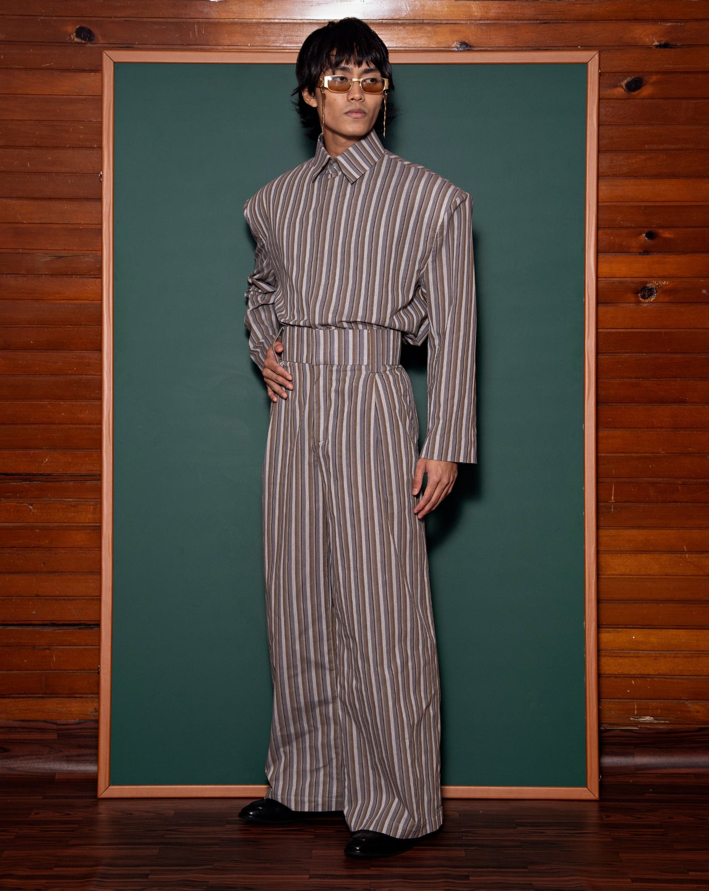 Kemeja Bahu (Grey Brown Stripes)