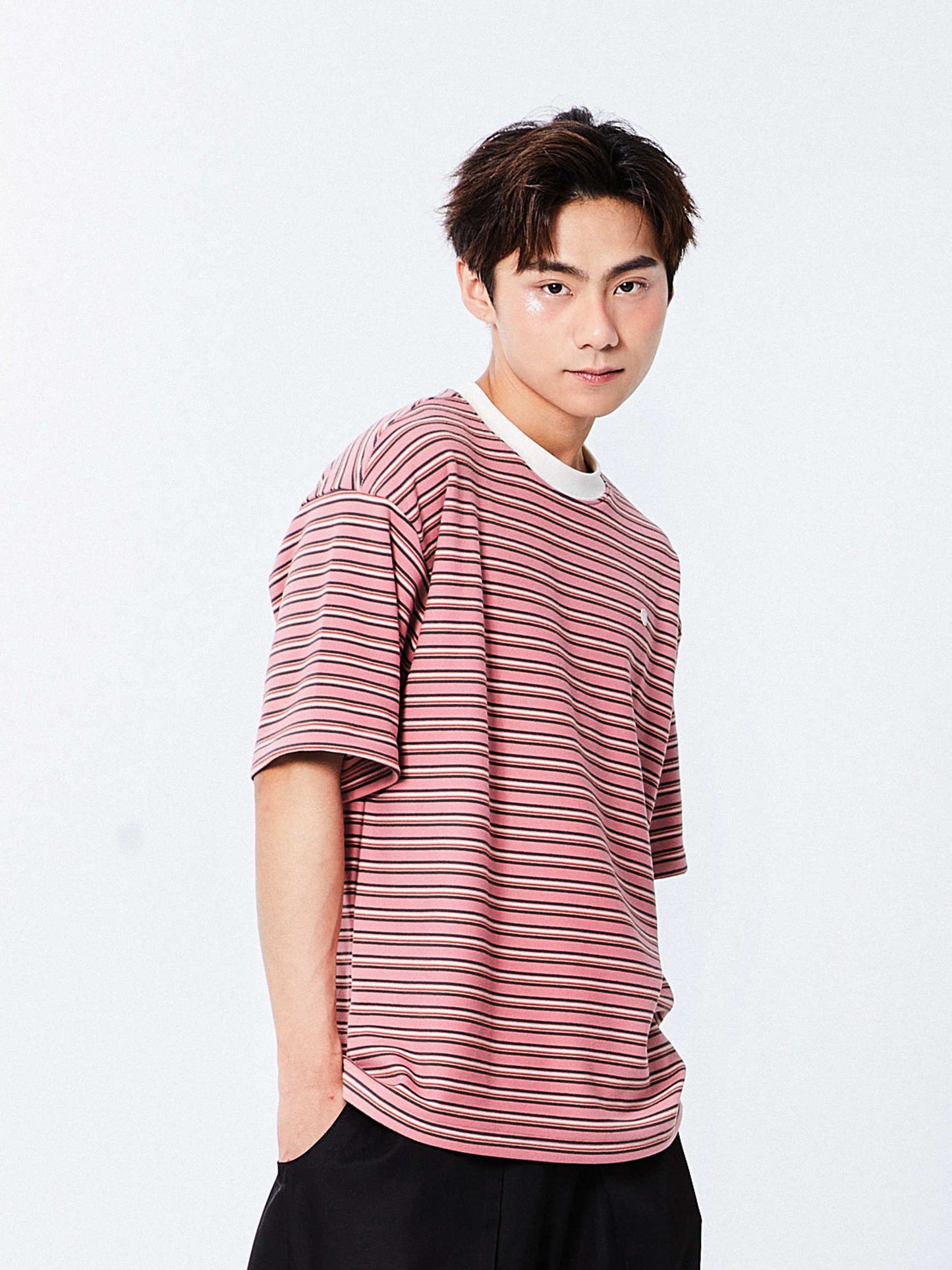 COZY STRIPES EMBLEM TEE | PINK