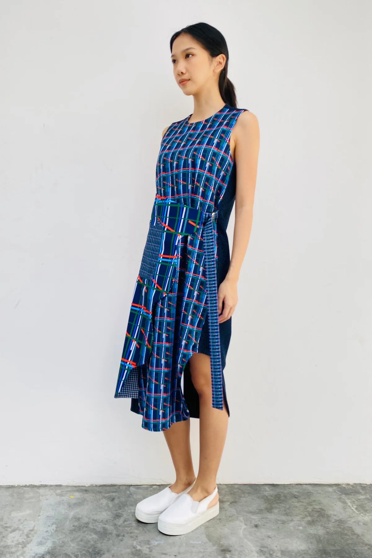 S18 DD02B || CONTRASTING CHECKS RIPPLE DRESS