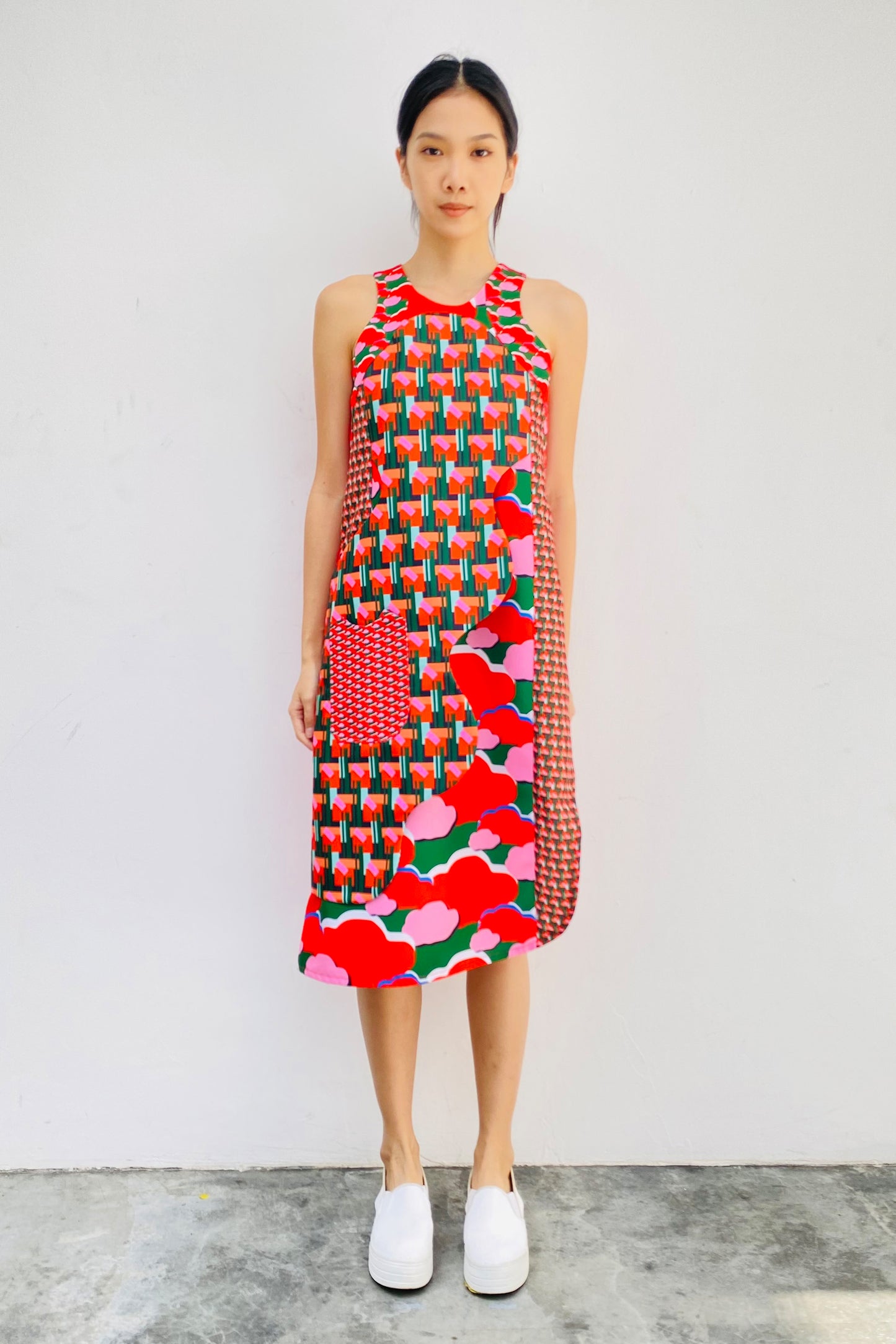 S18 DD03B || CUT IN SALAD BOWL RIPPLE DRESS