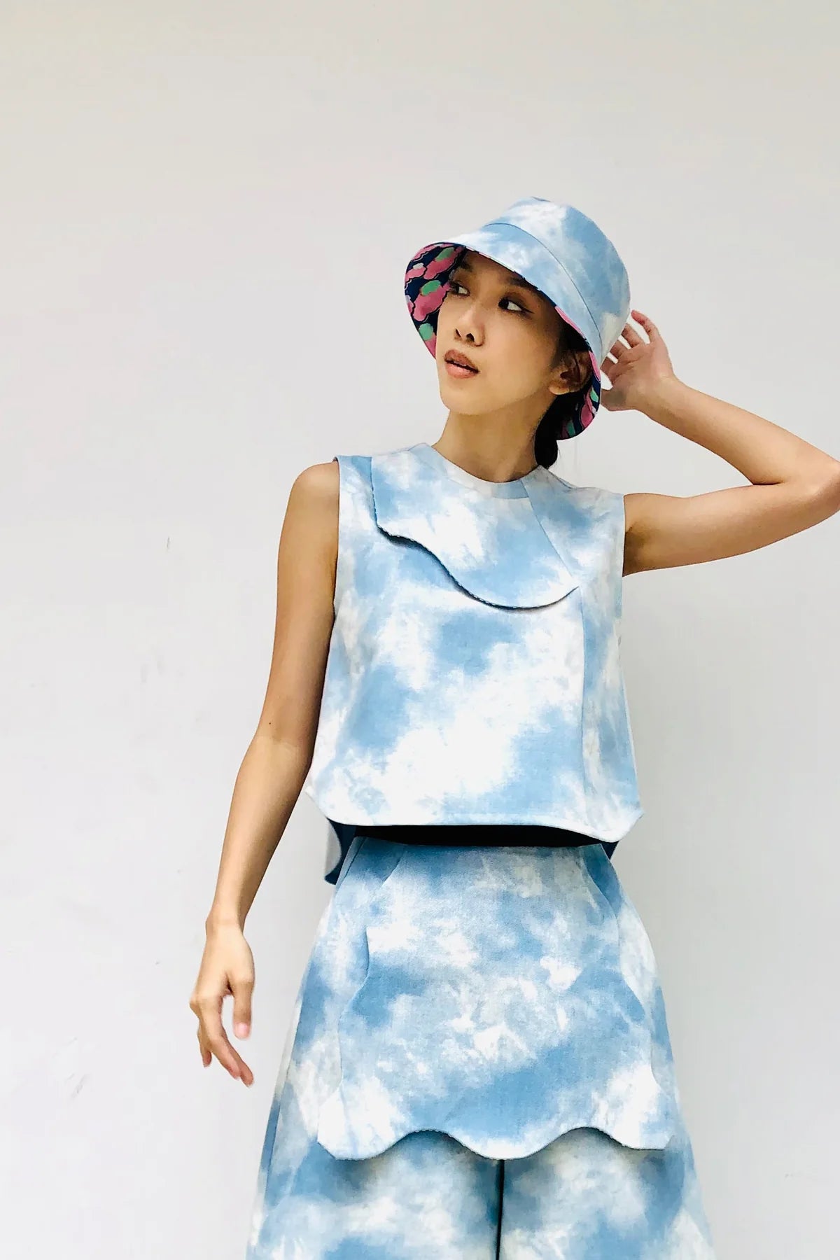 S18 ZHT01 || REVERSIBLE BUCKET HAT || PINK BROCCOLI
