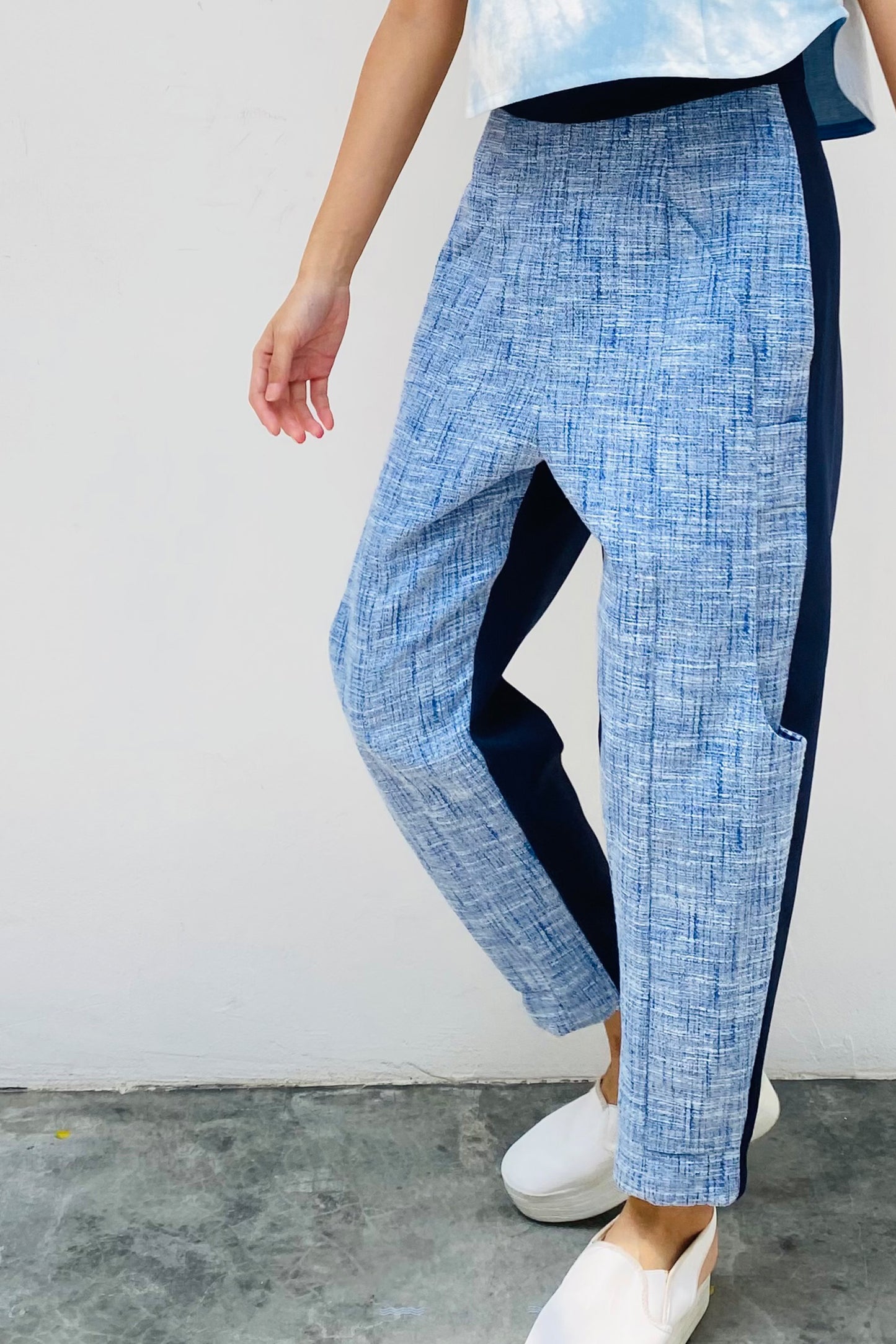 S18 LP06 || SKY JUICE CARROT TROUSERS