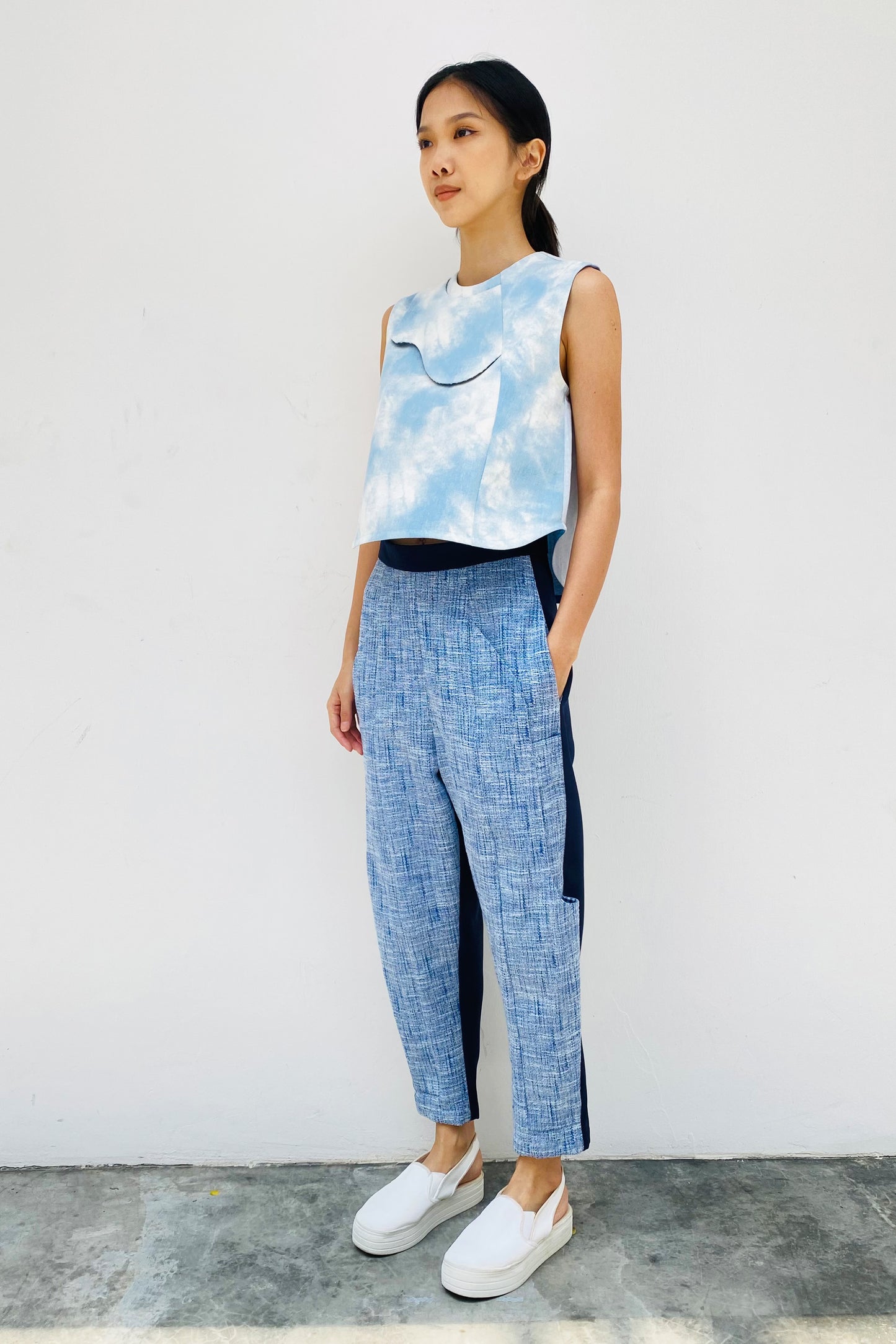 S18 LP06 || SKY JUICE CARROT TROUSERS