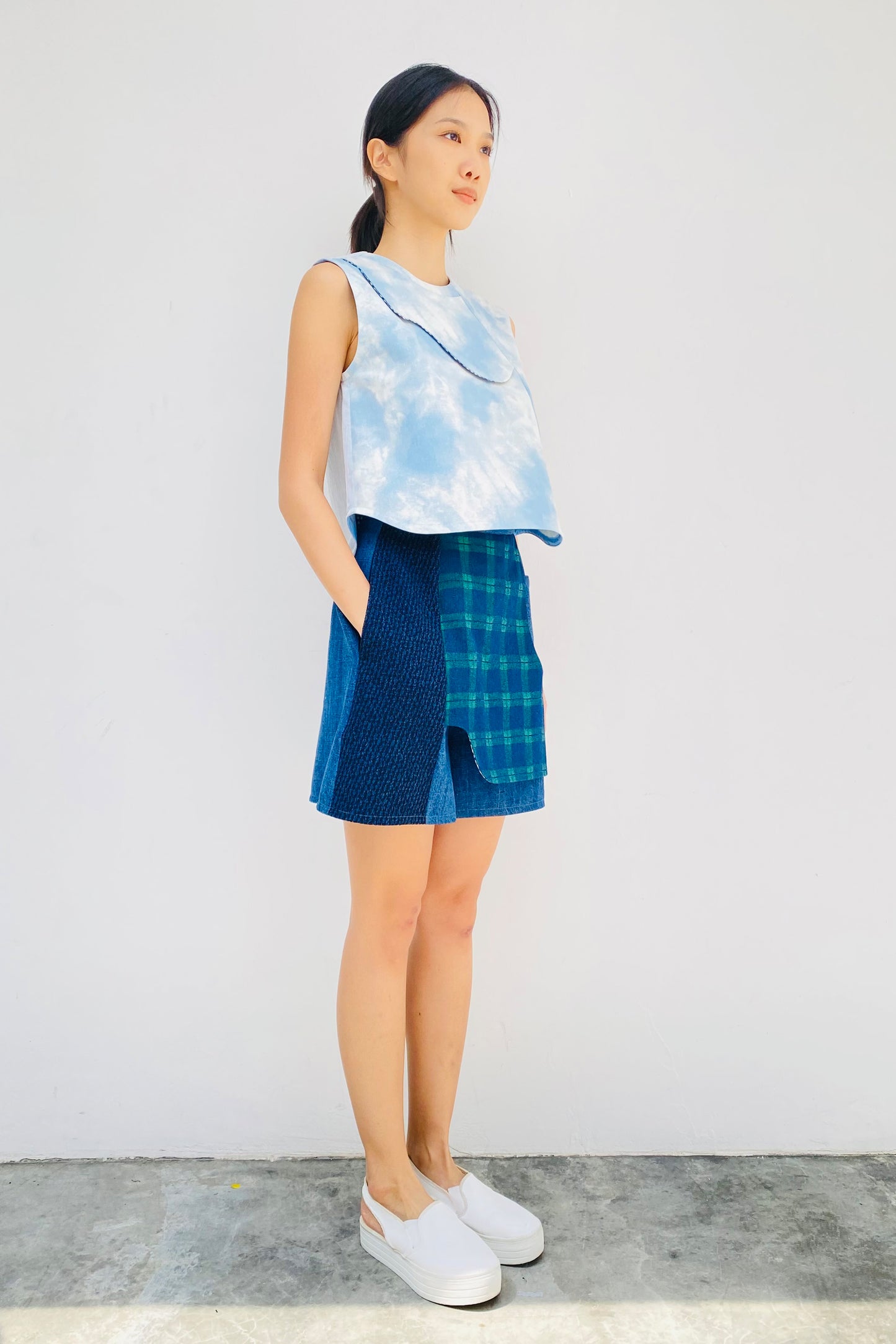 S18 SP01 || DENIM SHORTS WITH CHECKS FLAP