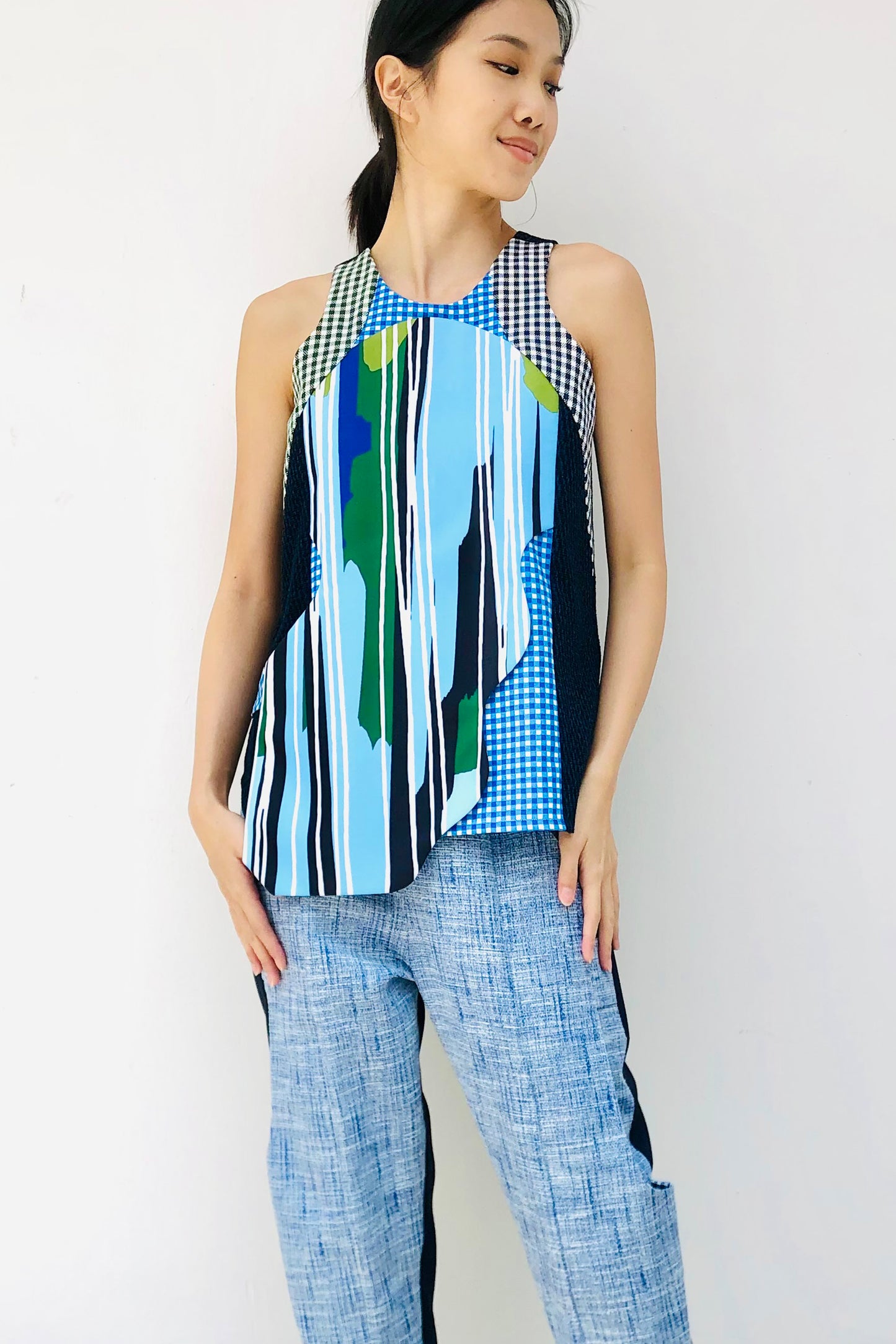 S18 TT02B || CUT IN BLUE LEEK TOP