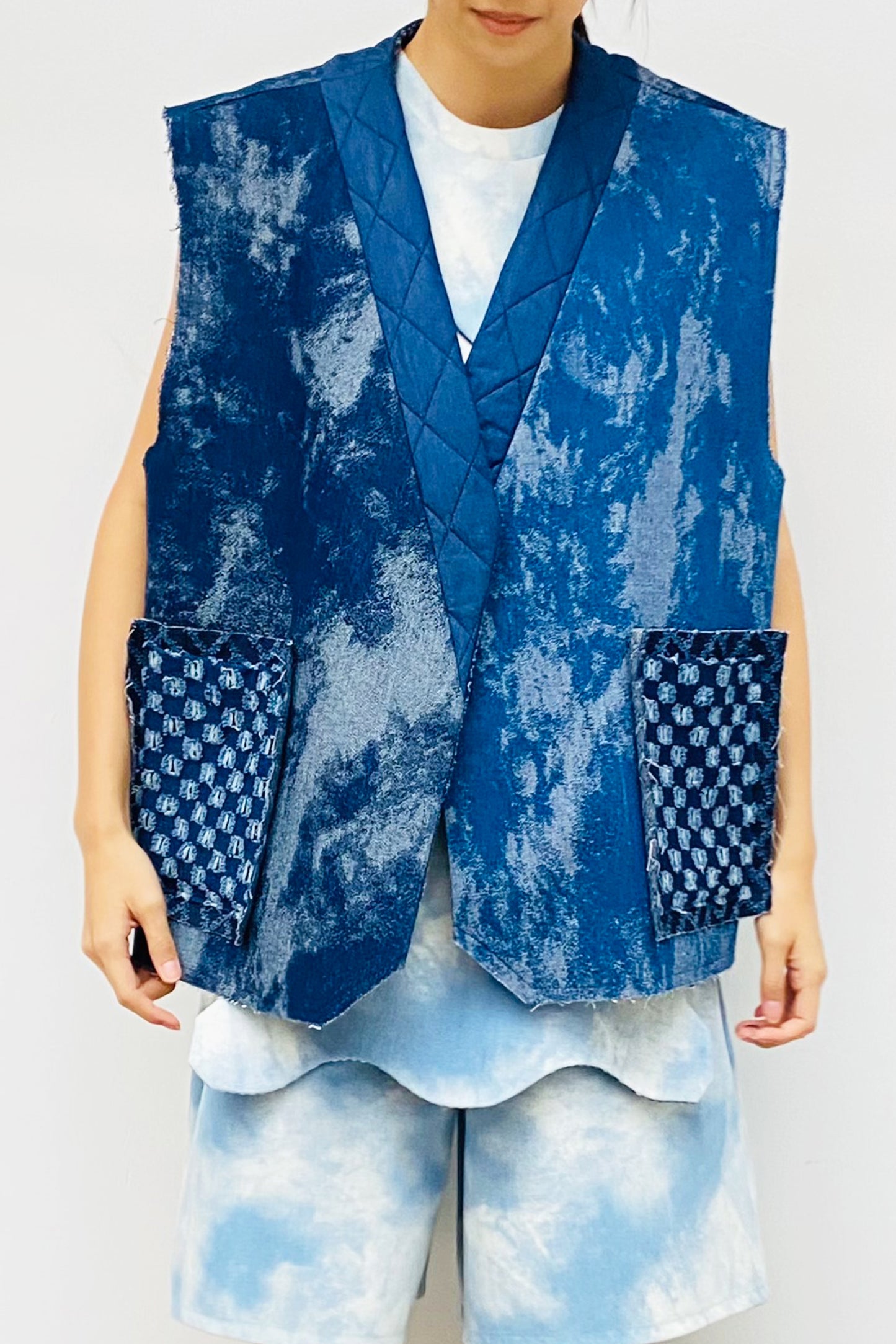 S18 VT01 || REVERSIBLE OVERSIZED DENIM VEST