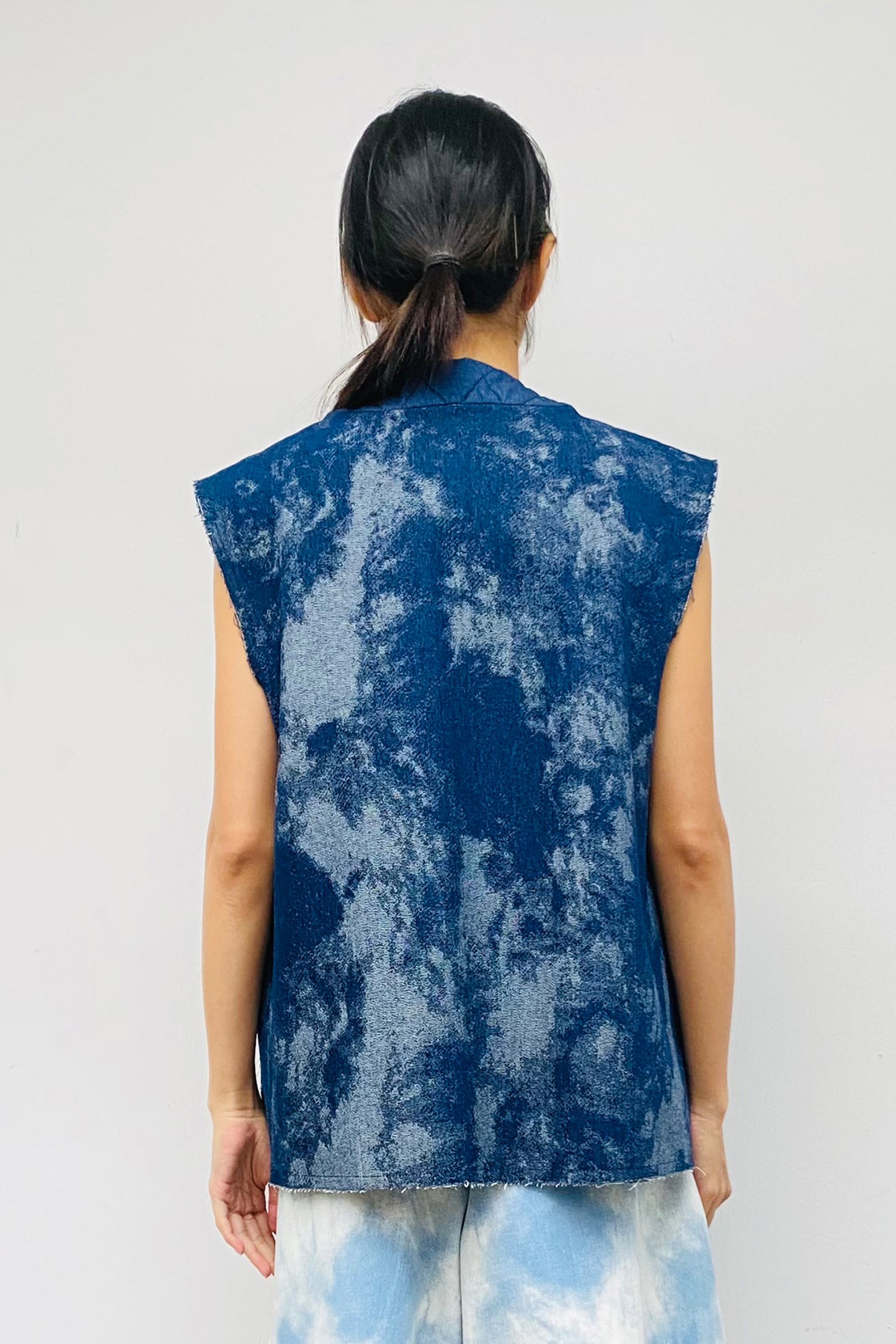 S18 VT01 || REVERSIBLE OVERSIZED DENIM VEST