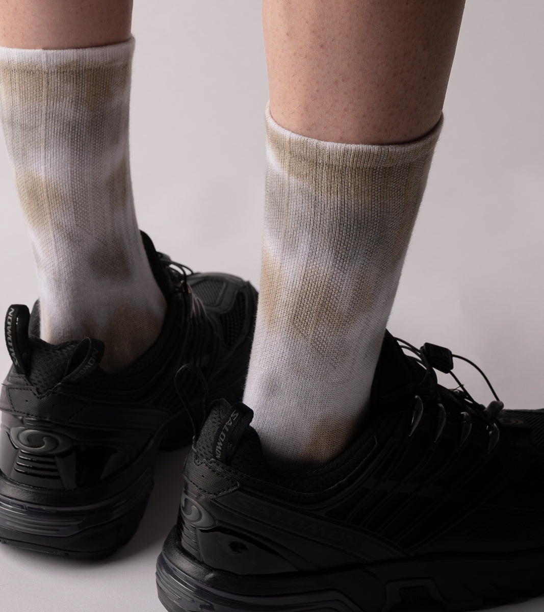 Spray Dye Crew Casual Socks - Drip Sand