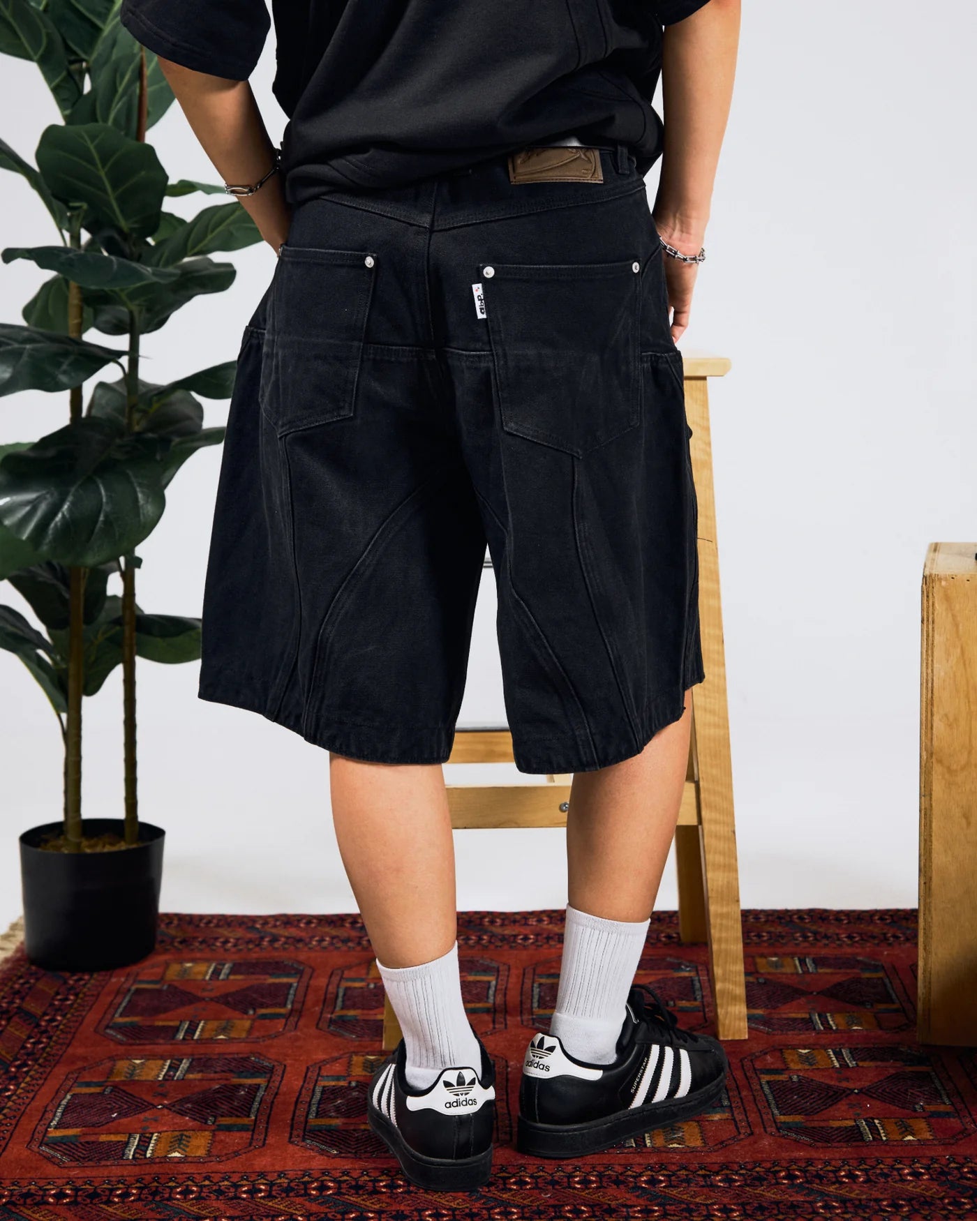 ABP. BALL STREAM SHORTS BLACK