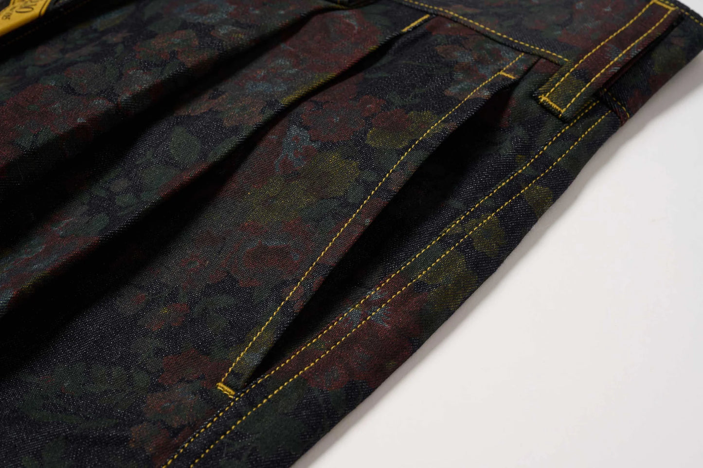 Fafa ( Red floral )
