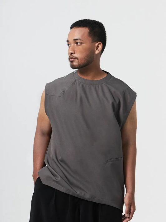 SOPHISTICATED PLEAT SLEEVELESS | GREY