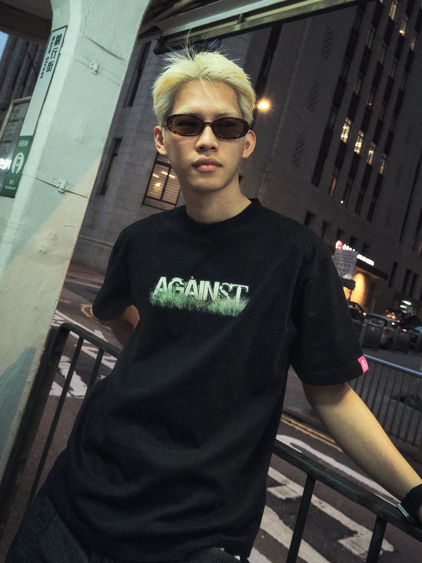 GRASS LOGO TEE BLACK