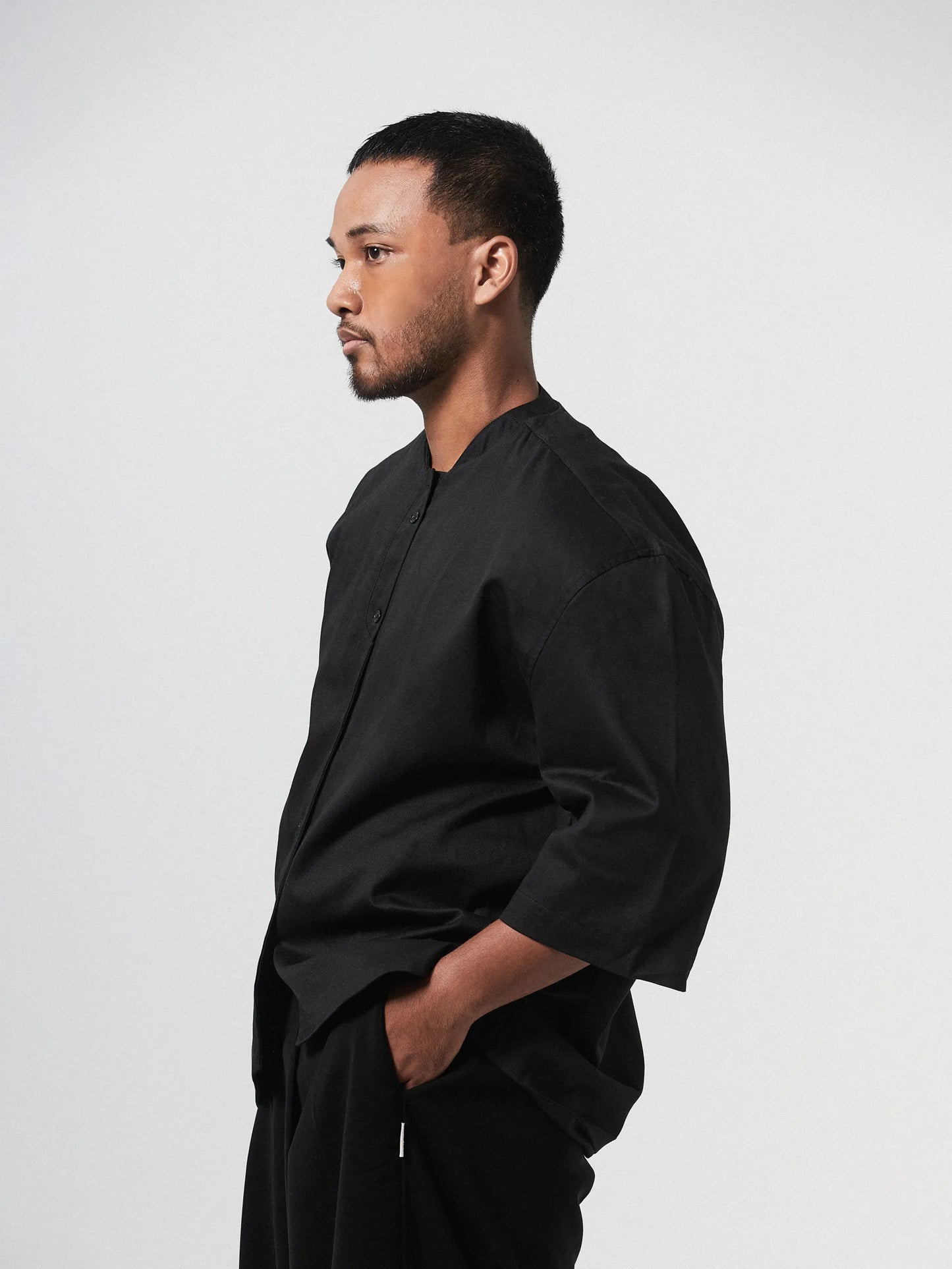 SLEEK ZEN TAILORED SHIRT - BLACK