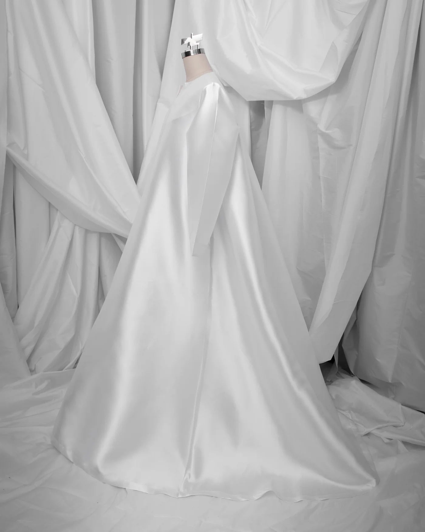 Abaya Amin ( White )