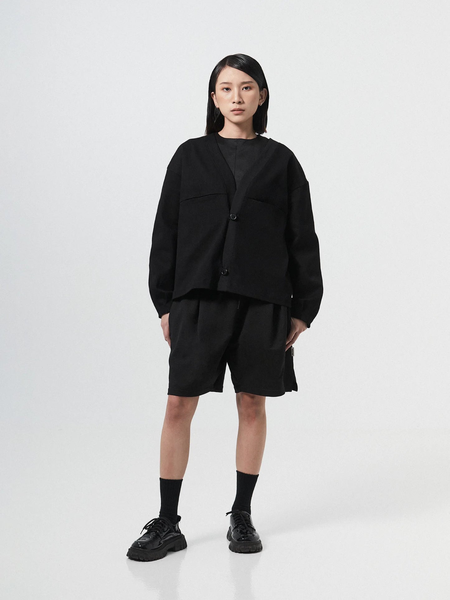 EVERYDAY BUTTONED CARDIGAN | BLACK