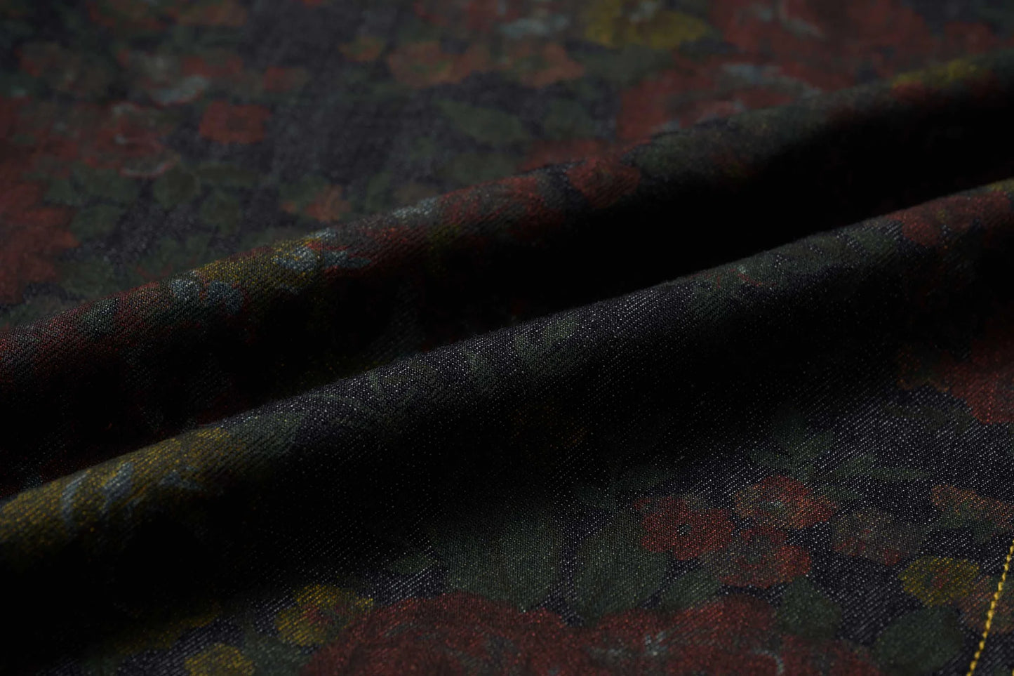 Fafa ( Red floral )